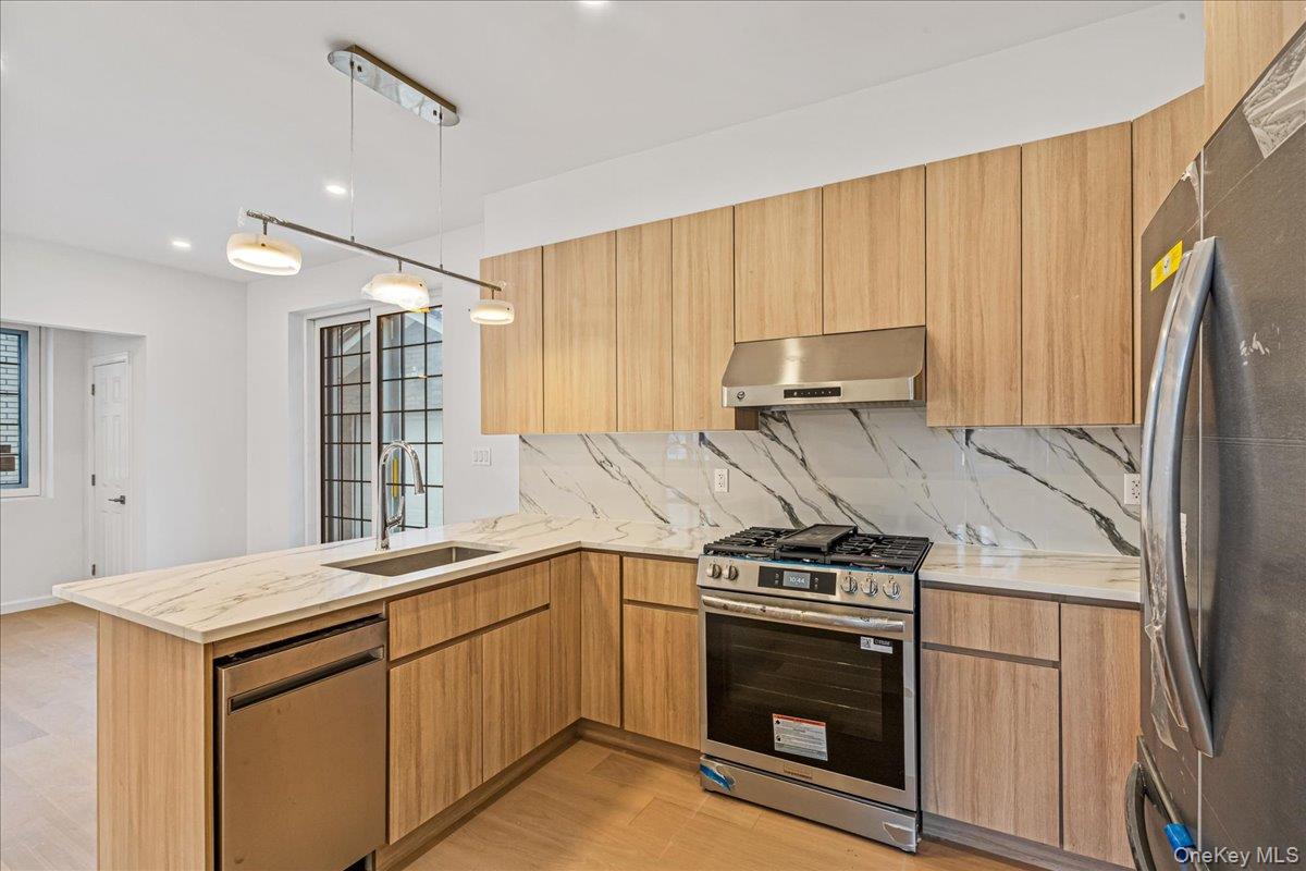 #7 photo, 150-29 Hawtree Street, クイーンズ区 Ozone Park , NY 11417