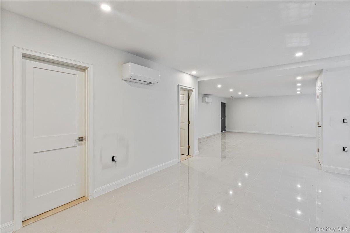 #16 photo, 150-17 Hawtree Street, クイーンズ区 Ozone Park , NY 11417