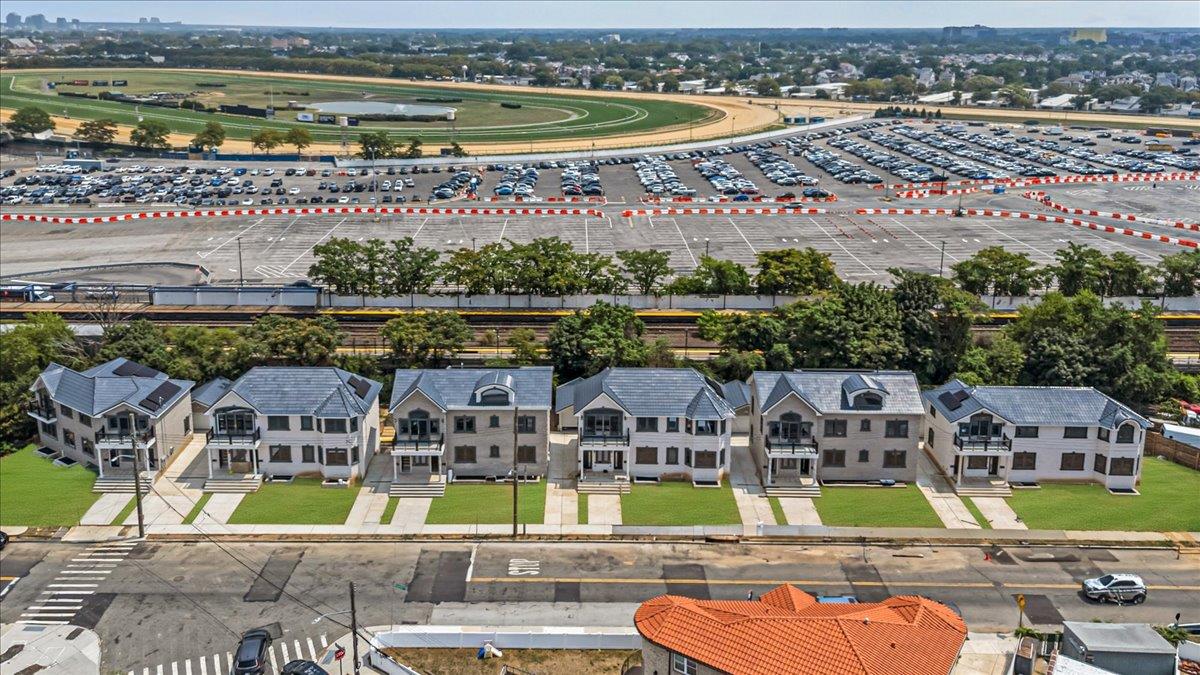 #2 photo, 150-15 Hawtree Street, كوينز Ozone Park , NY 11417