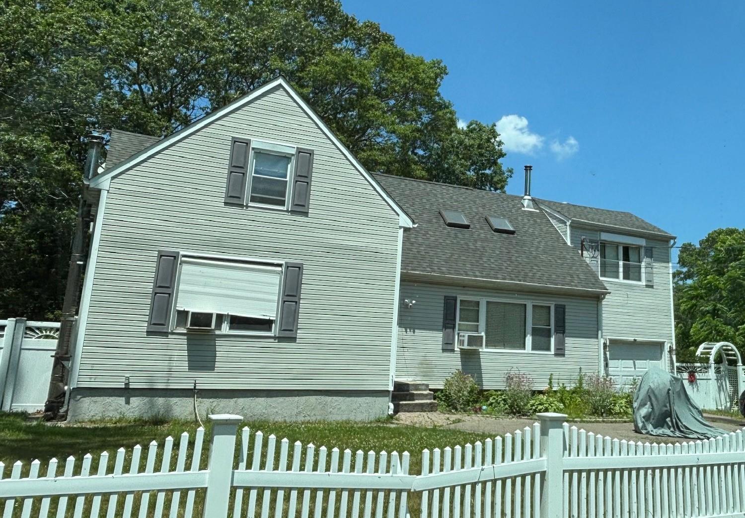 #3 photo, 63 Washington Avenue, サフォーク郡 Mastic Beach , NY 11951