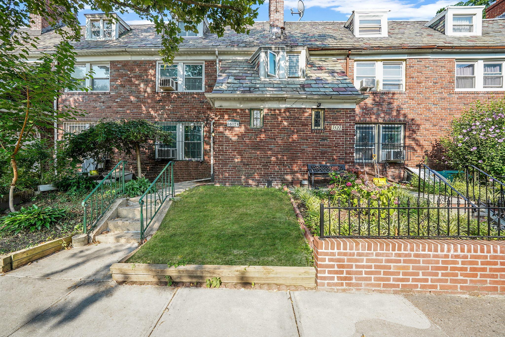 #1 photo, 35-24 88th Street, 皇后区 杰克逊高地 Jackson Heights , NY 11372