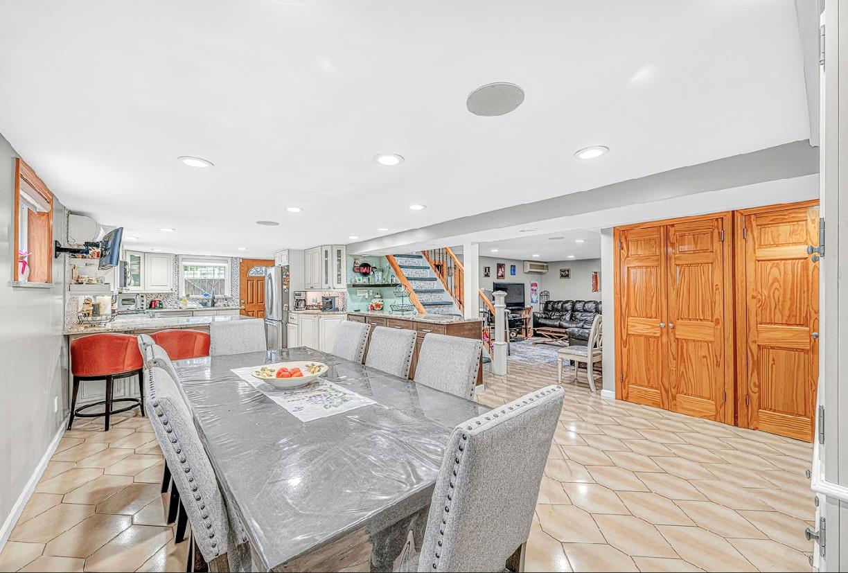 #20 photo, 4818 190th Street, Fresh Meadows , NY 11365