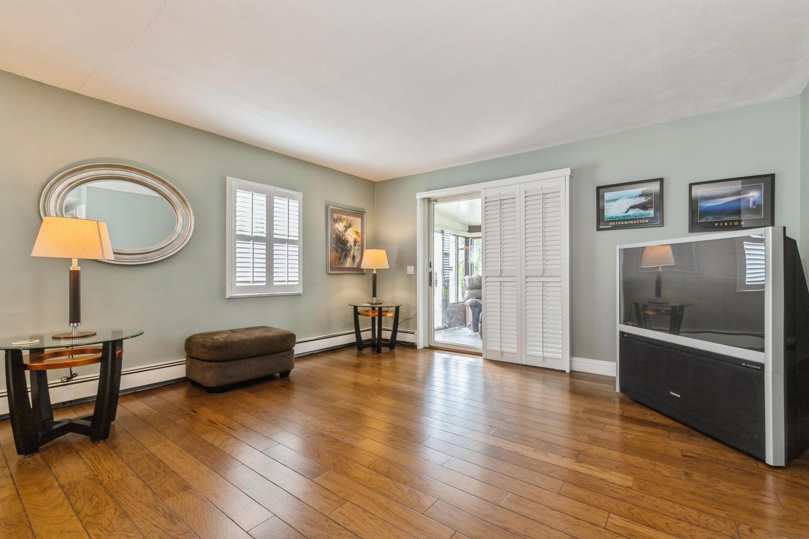 #14 photo, 14 Cobble Lane, 長島 Levittown , NY 11756