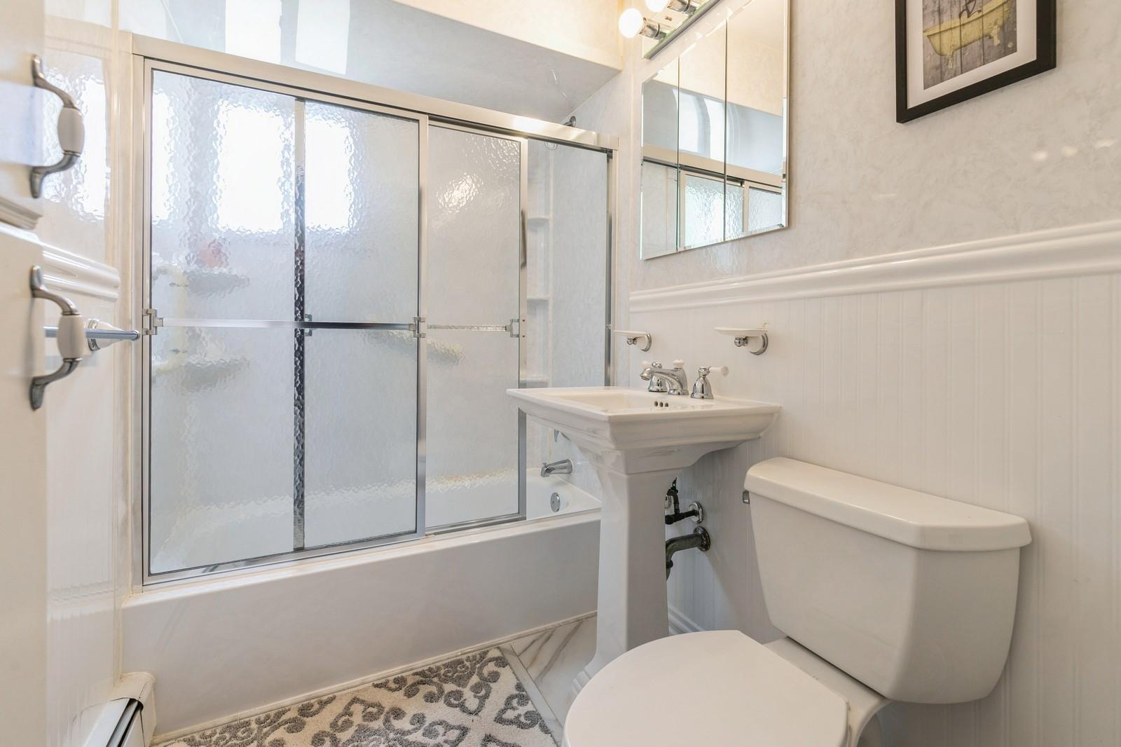 #16 photo, 14 Cobble Lane, 長島 Levittown , NY 11756