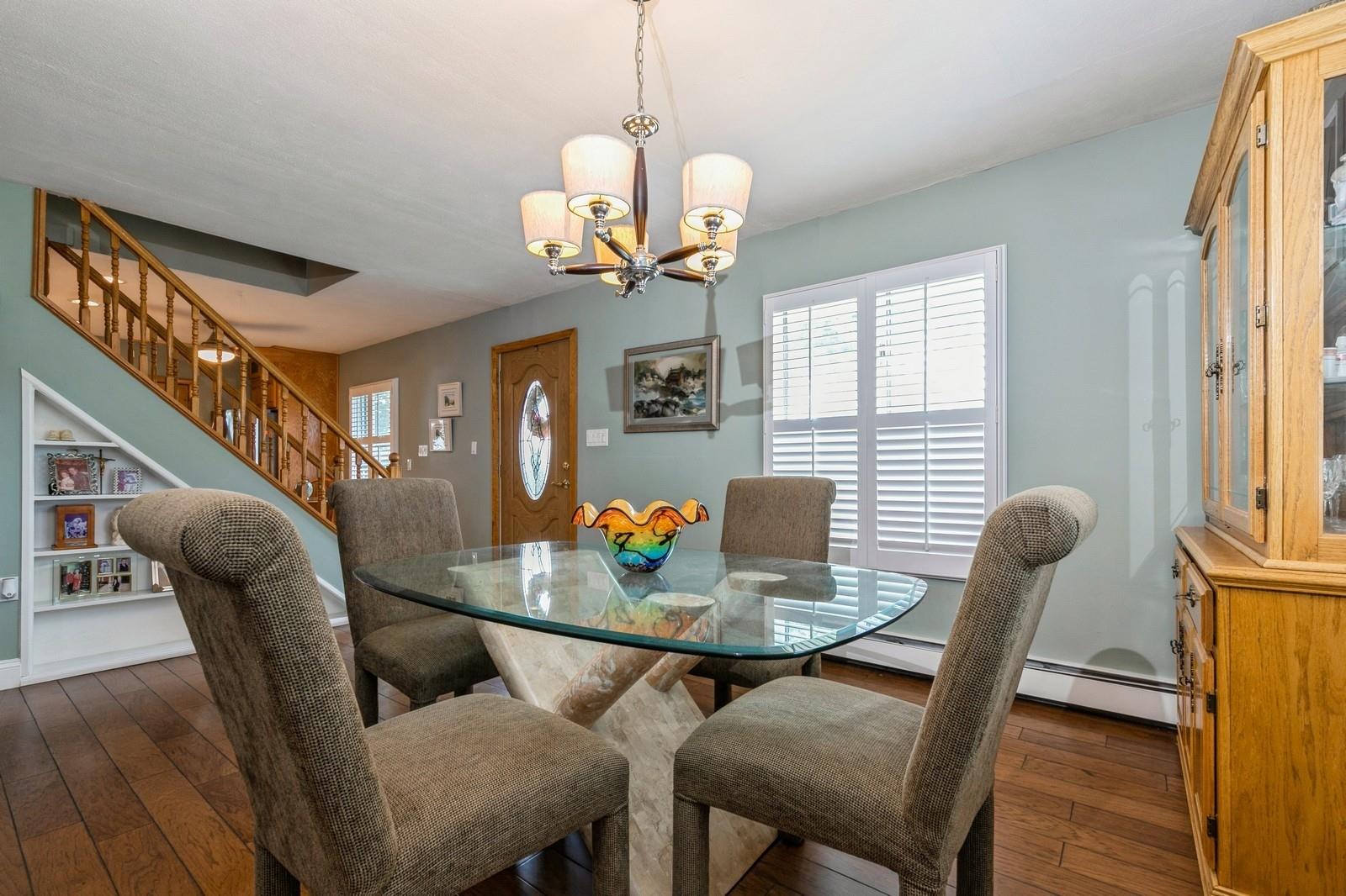 #9 photo, 14 Cobble Lane, 長島 Levittown , NY 11756