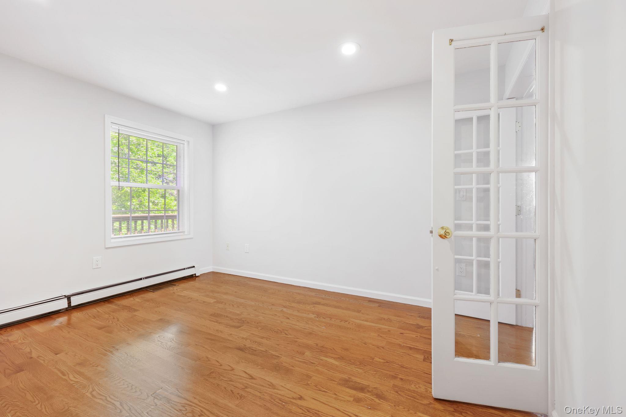 #11 photo, 161 Adelphi Avenue, Harrison , NY 10528