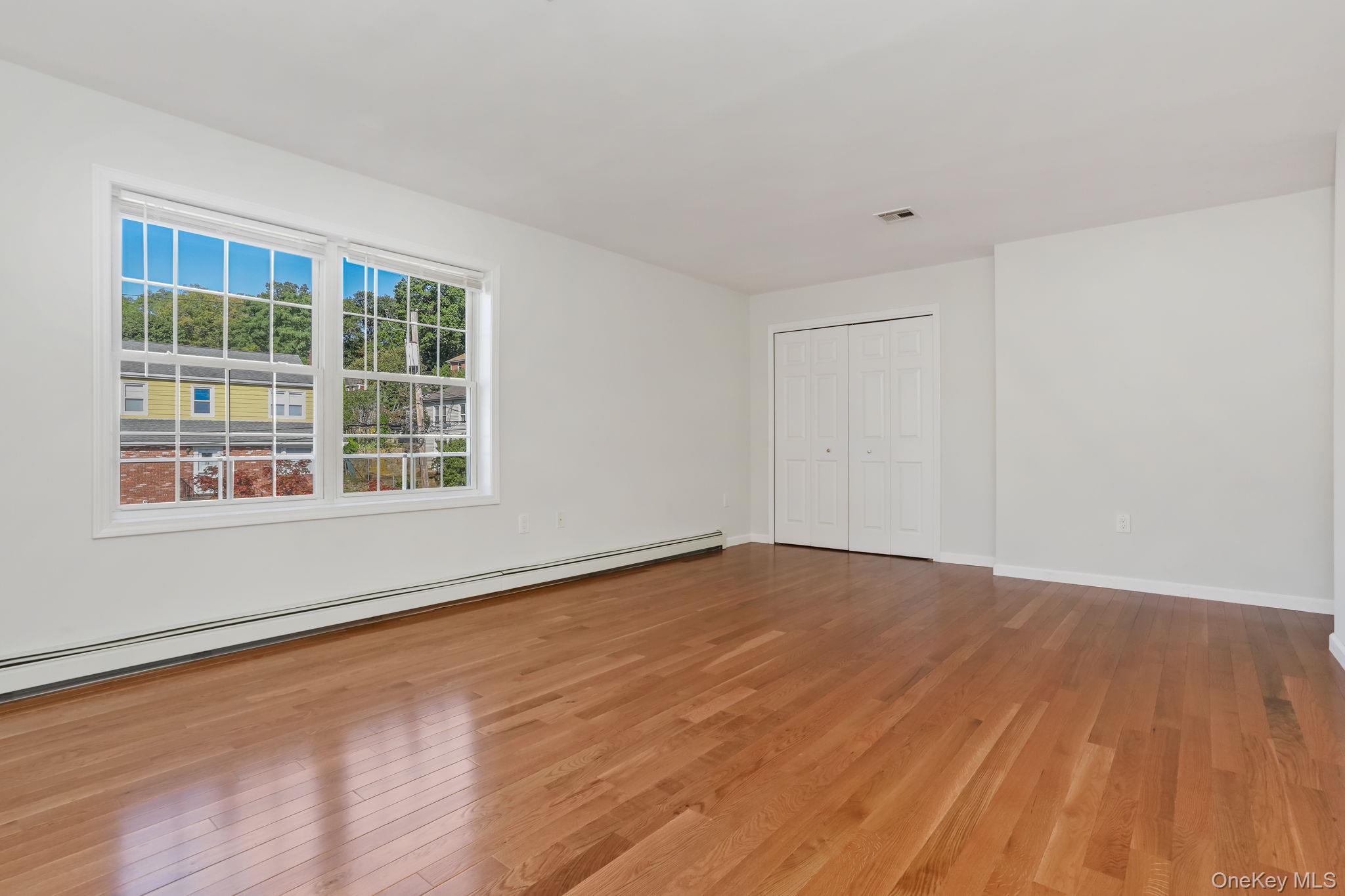 #14 photo, 161 Adelphi Avenue, Harrison , NY 10528