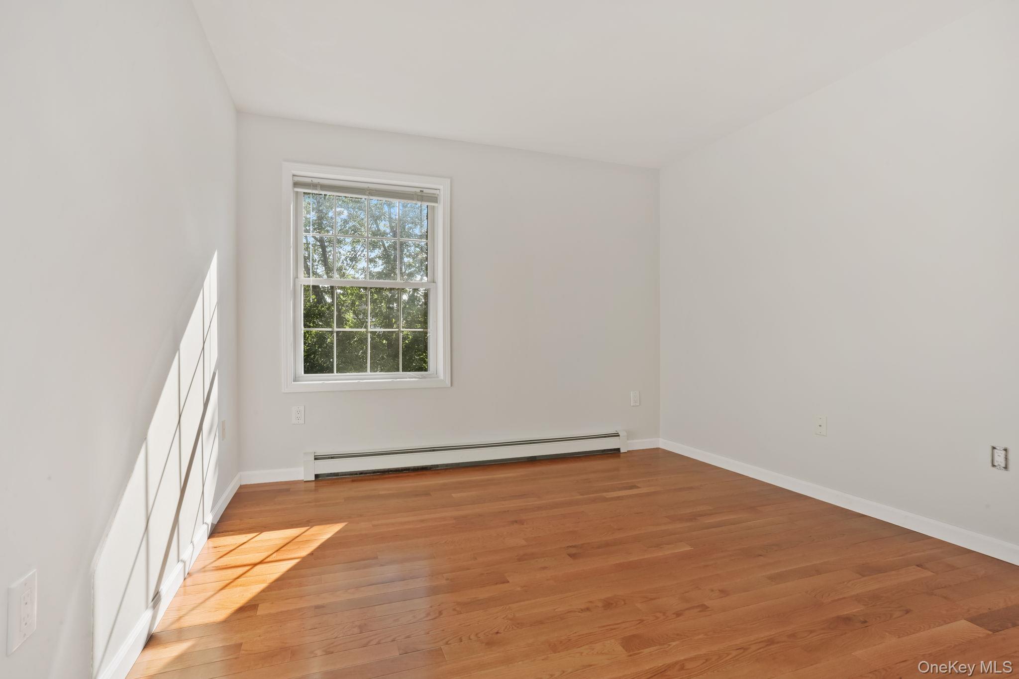 #18 photo, 161 Adelphi Avenue, Harrison , NY 10528