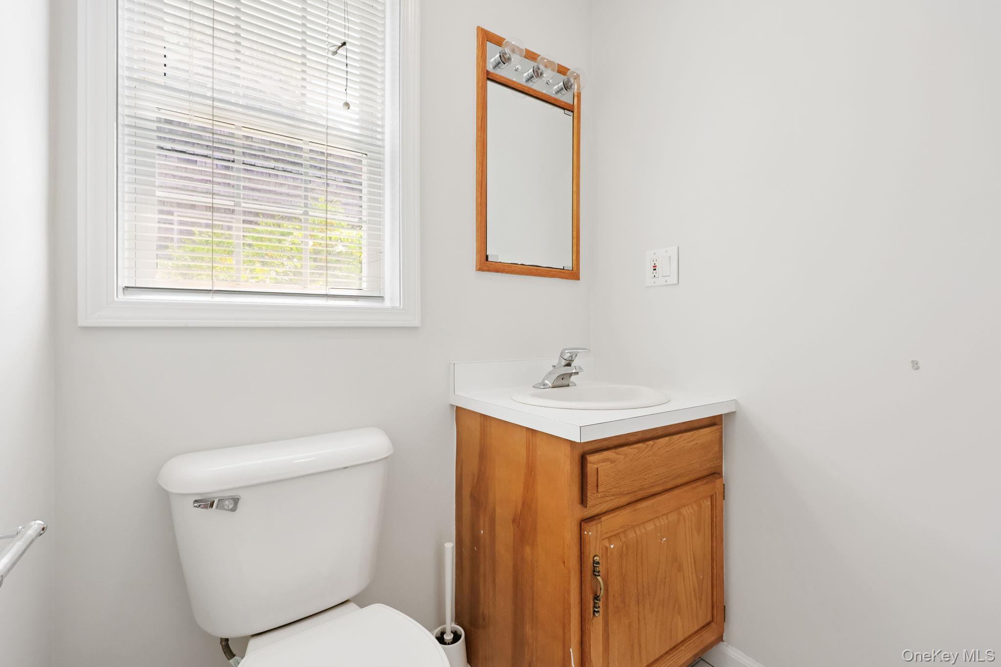 #8 photo, 161 Adelphi Avenue, Harrison , NY 10528