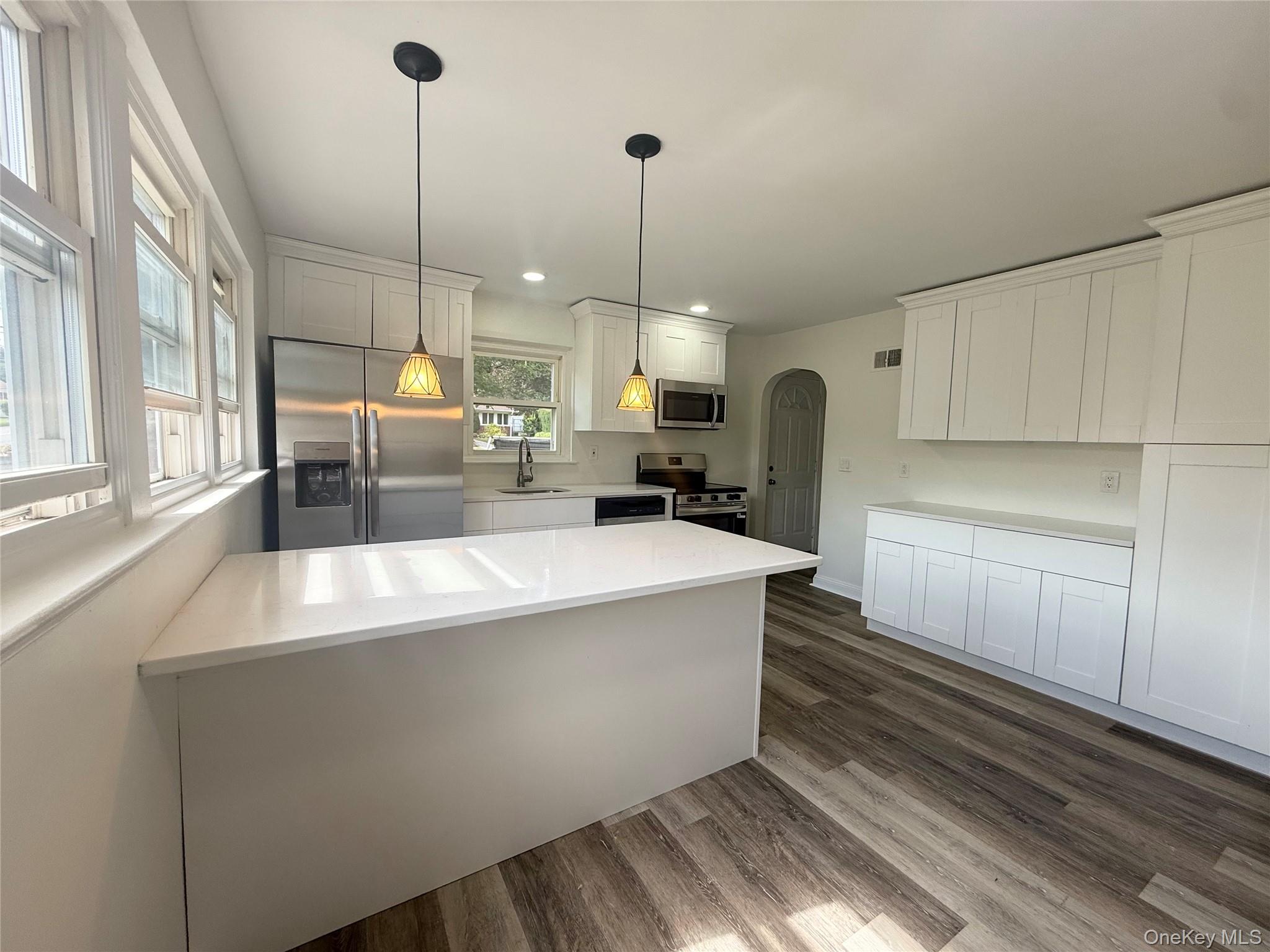 #8 photo, 11 Willow Lane, New Windsor , NY 12553