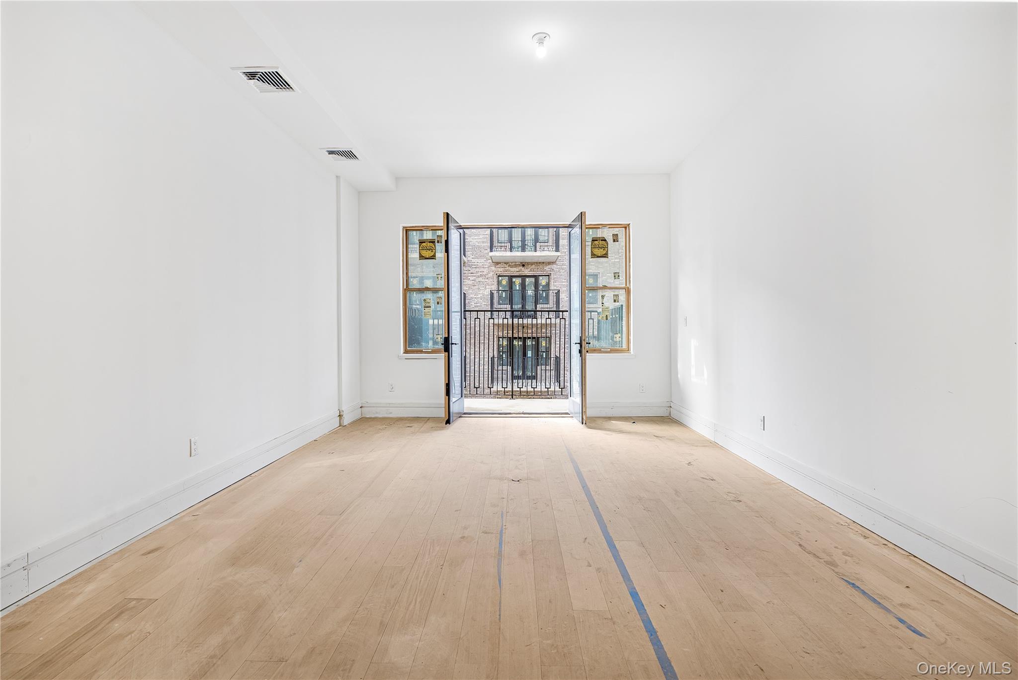 #10 photo, 43 Gerry Street, ブルックリン区 Brooklyn , NY 11206