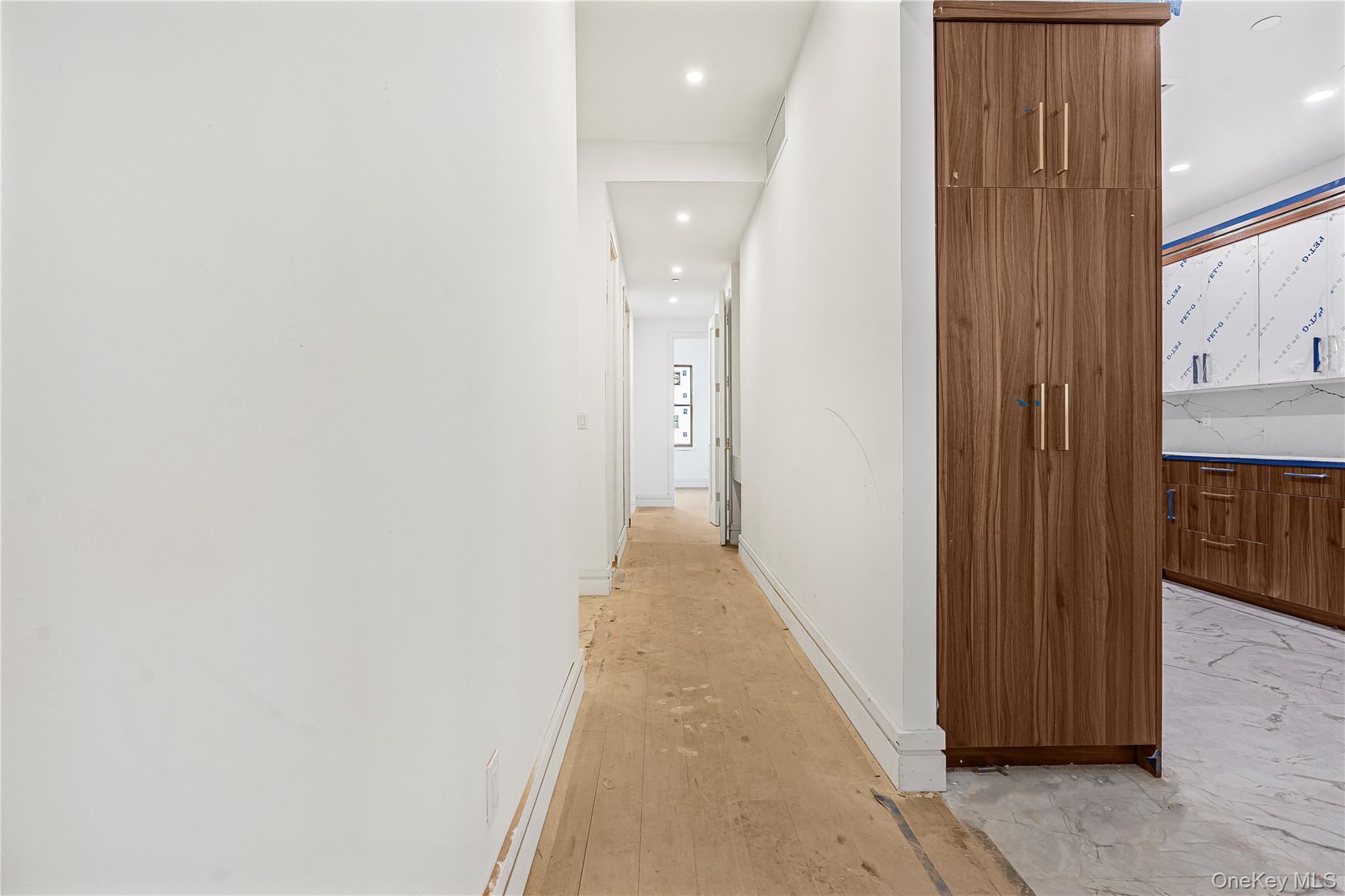 #8 photo, 43 Gerry Street, ブルックリン区 Brooklyn , NY 11206