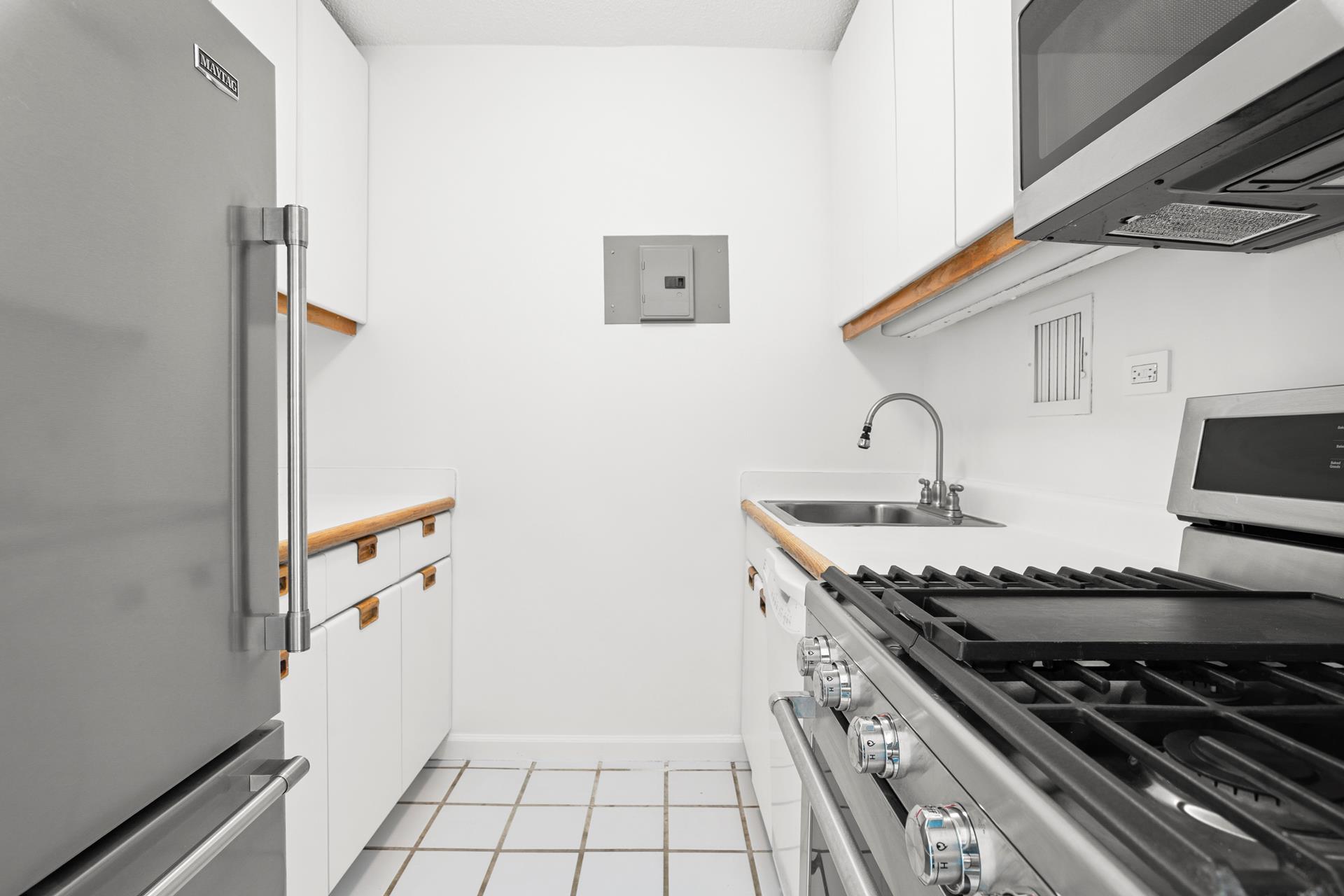 #1 photo, 45 W 67TH Street, マンハッタン Lincoln Square , NY 10023