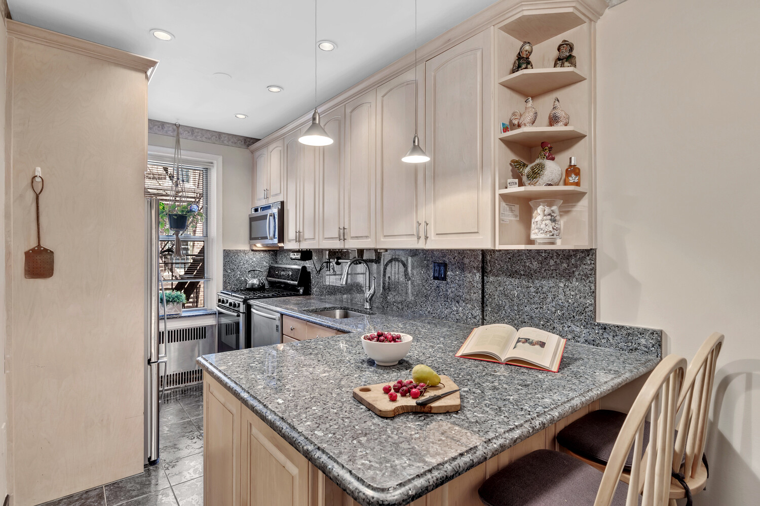 #6 photo, 9281 SHORE Road, Fort Hamilton , NY 11209