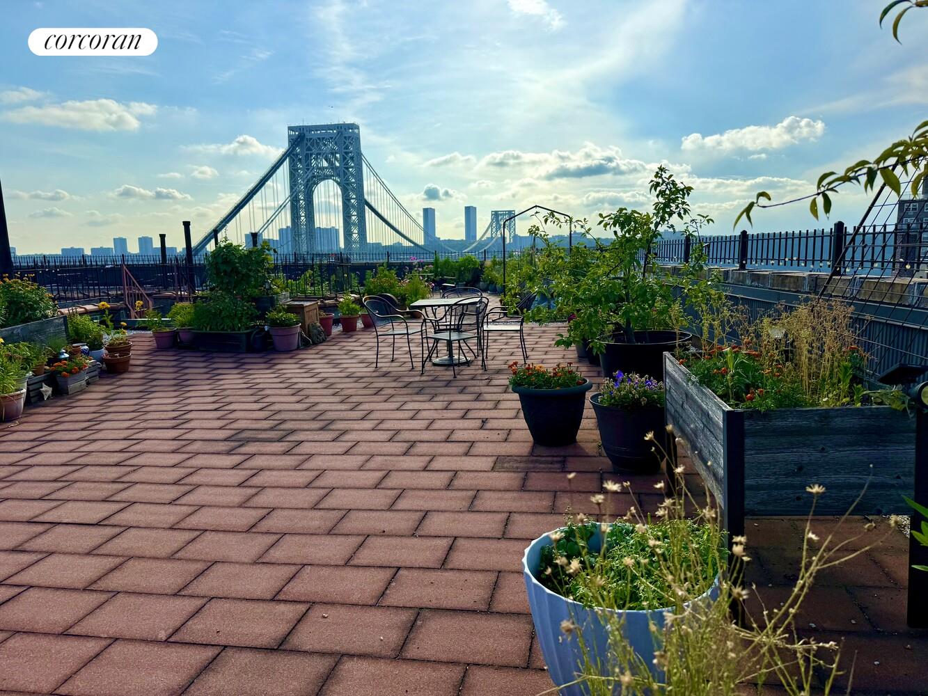 #12 photo, 854 W 181ST Street, マンハッタン Hudson Heights , NY 10033