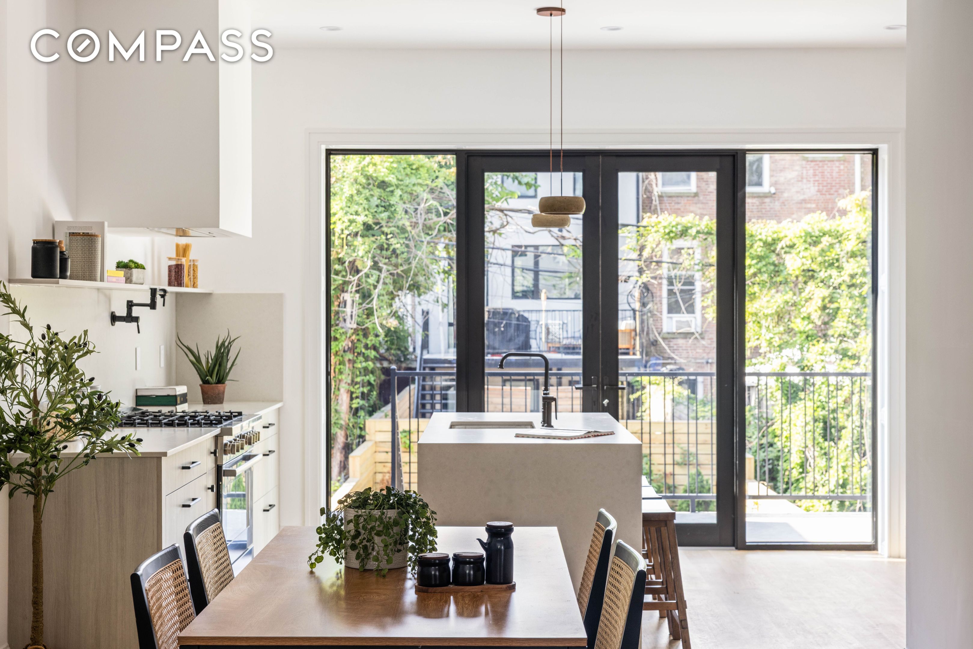 #5 photo, 758 Halsey Street, ブルックリン区 Bedford-Stuyvesant , NY 11233