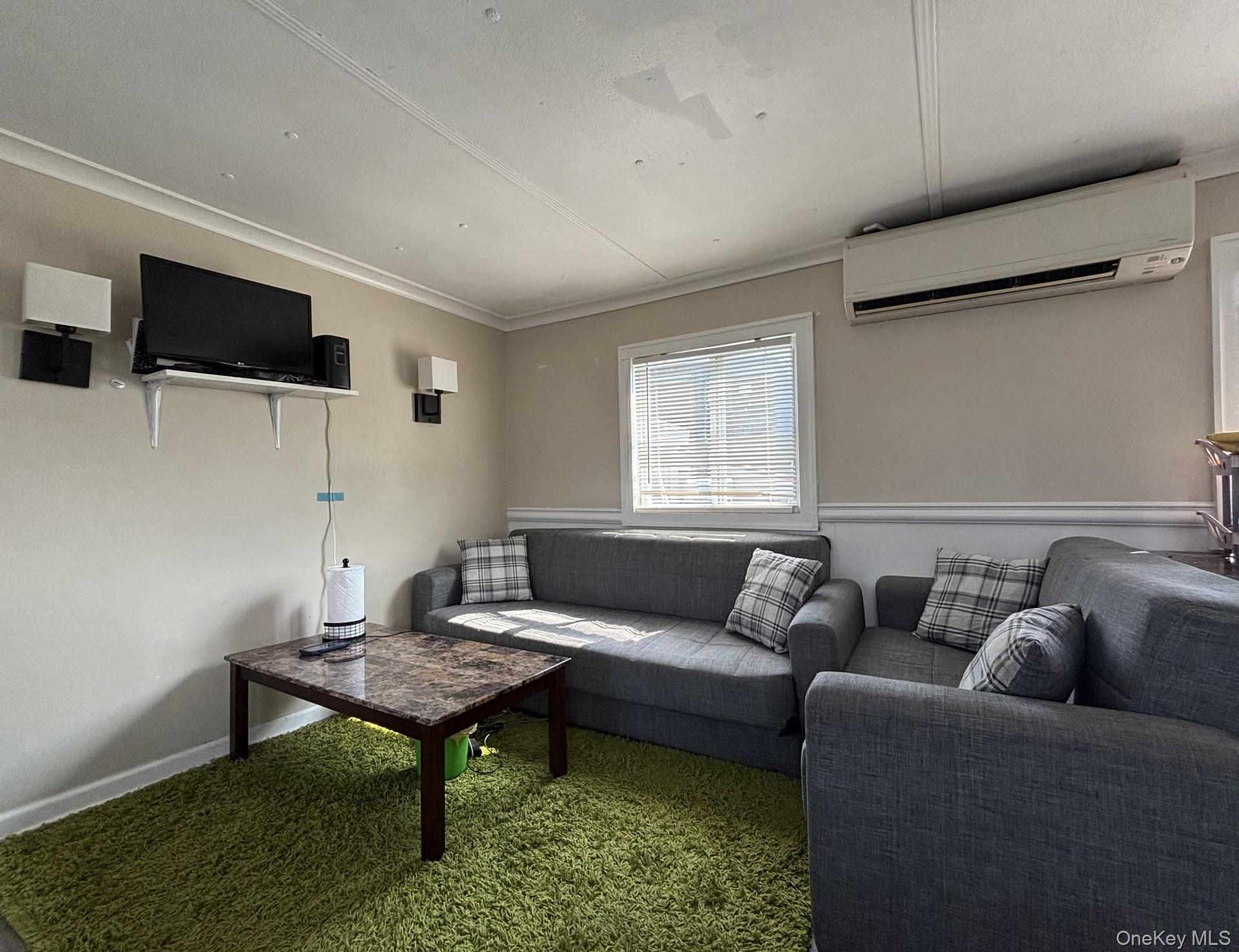 #3 photo, 150 Main Street, Islip , NY 11751