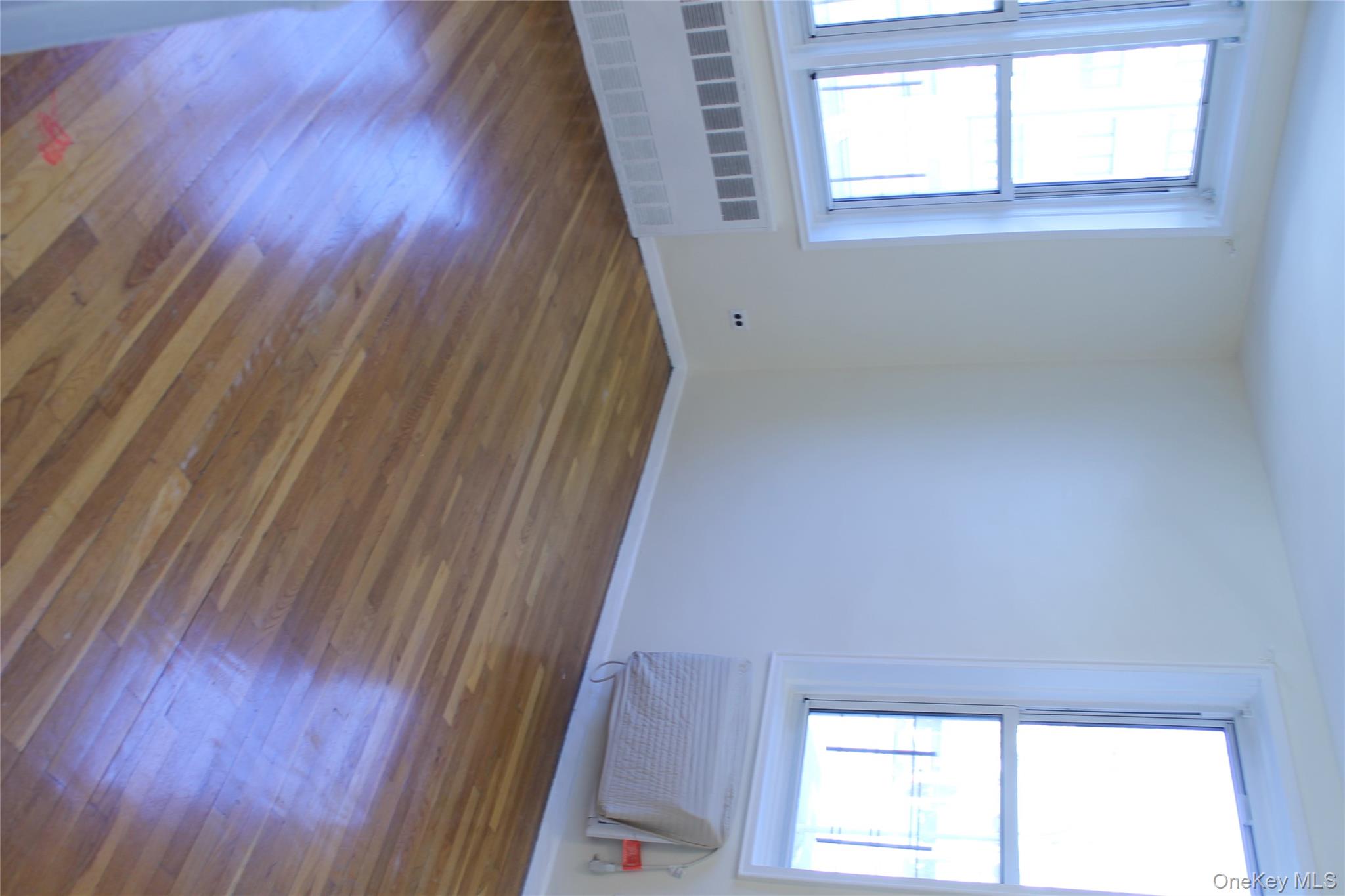 #11 photo, 241-20 Northern Blvd, クイーンズ区 Douglaston , NY 11362