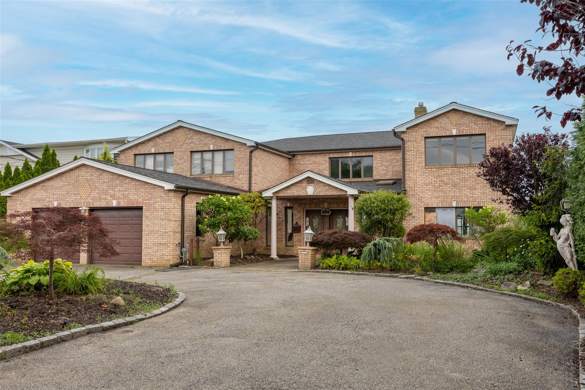 #1 photo, 53 Clearwater Avenue, 롱 아일랜드 Massapequa , NY 11758