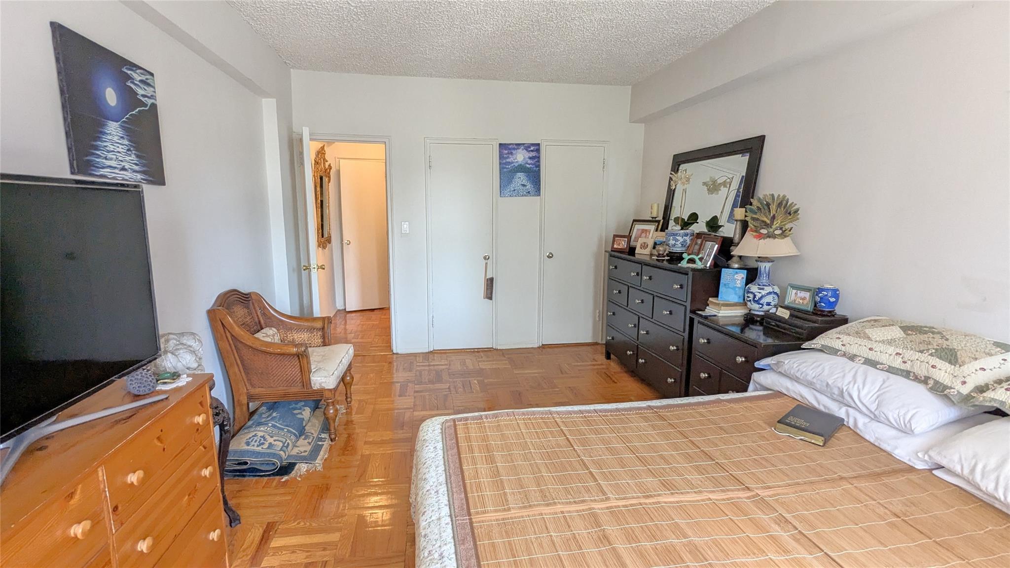 #4 photo, 63-33 98 Place, クイーンズ区 Rego Park , NY 11374