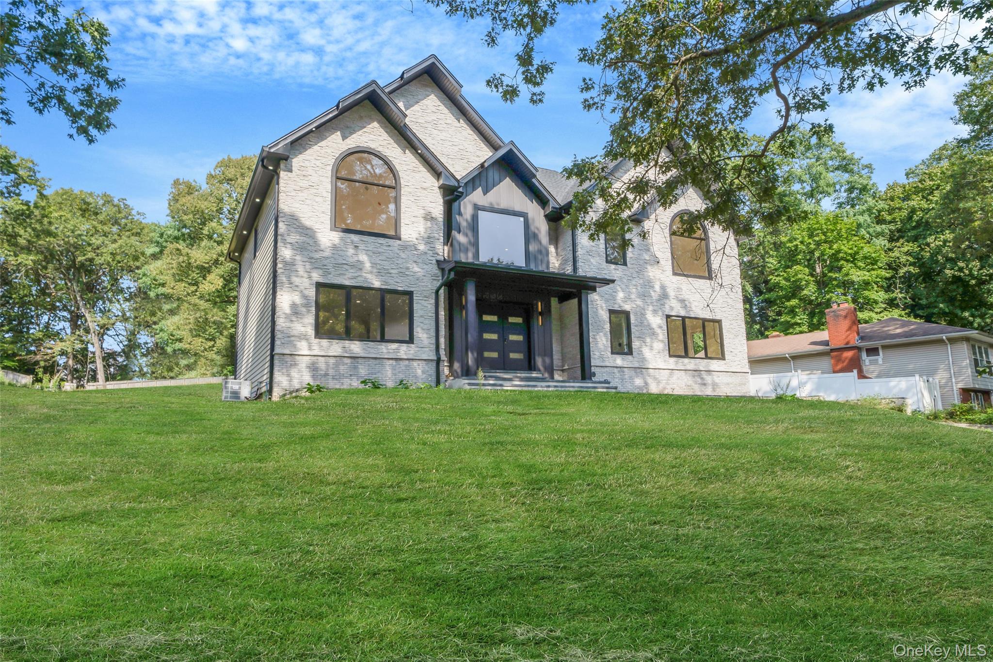 #2 photo, 628 Meadow Road, Smithtown , NY 11754