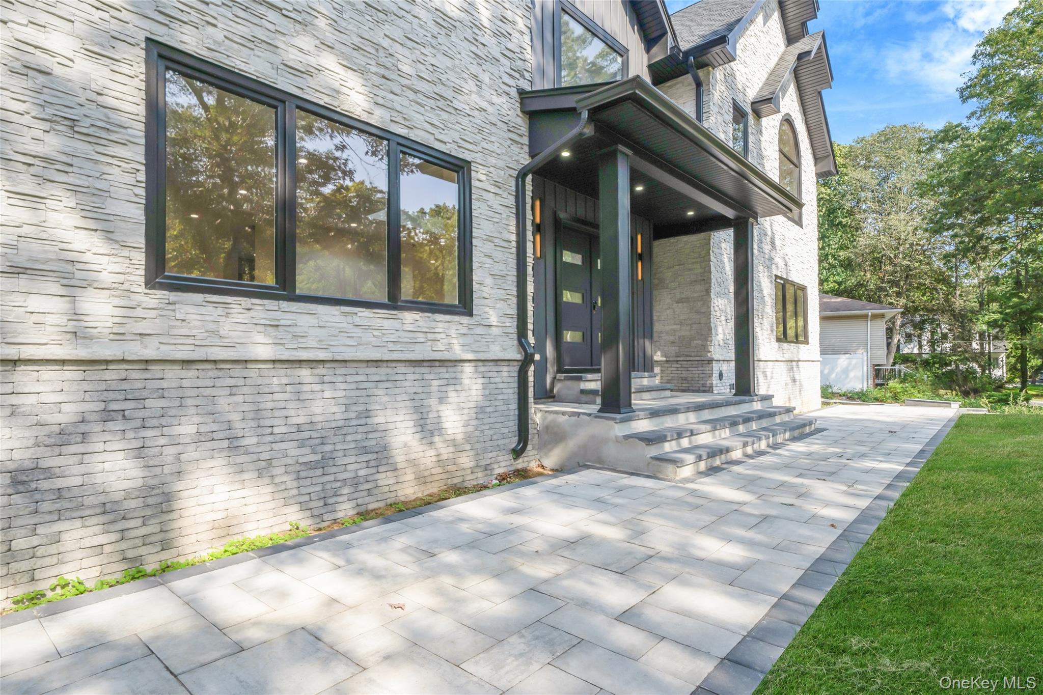 #3 photo, 628 Meadow Road, Smithtown , NY 11754