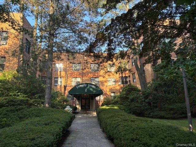 #1 photo, 2 Greenridge Avenue, White Plains , NY 10605