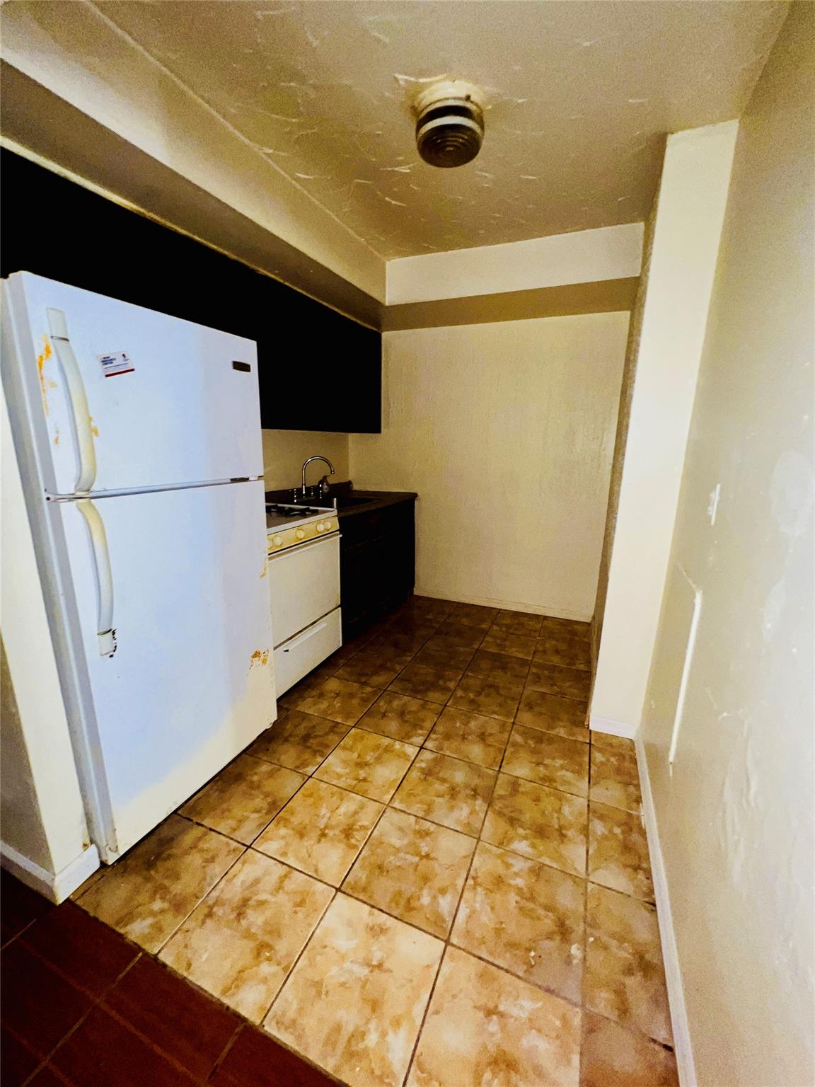 #3 photo, 240-29 68th Avenue, クイーンズ区 Douglaston , NY 11362