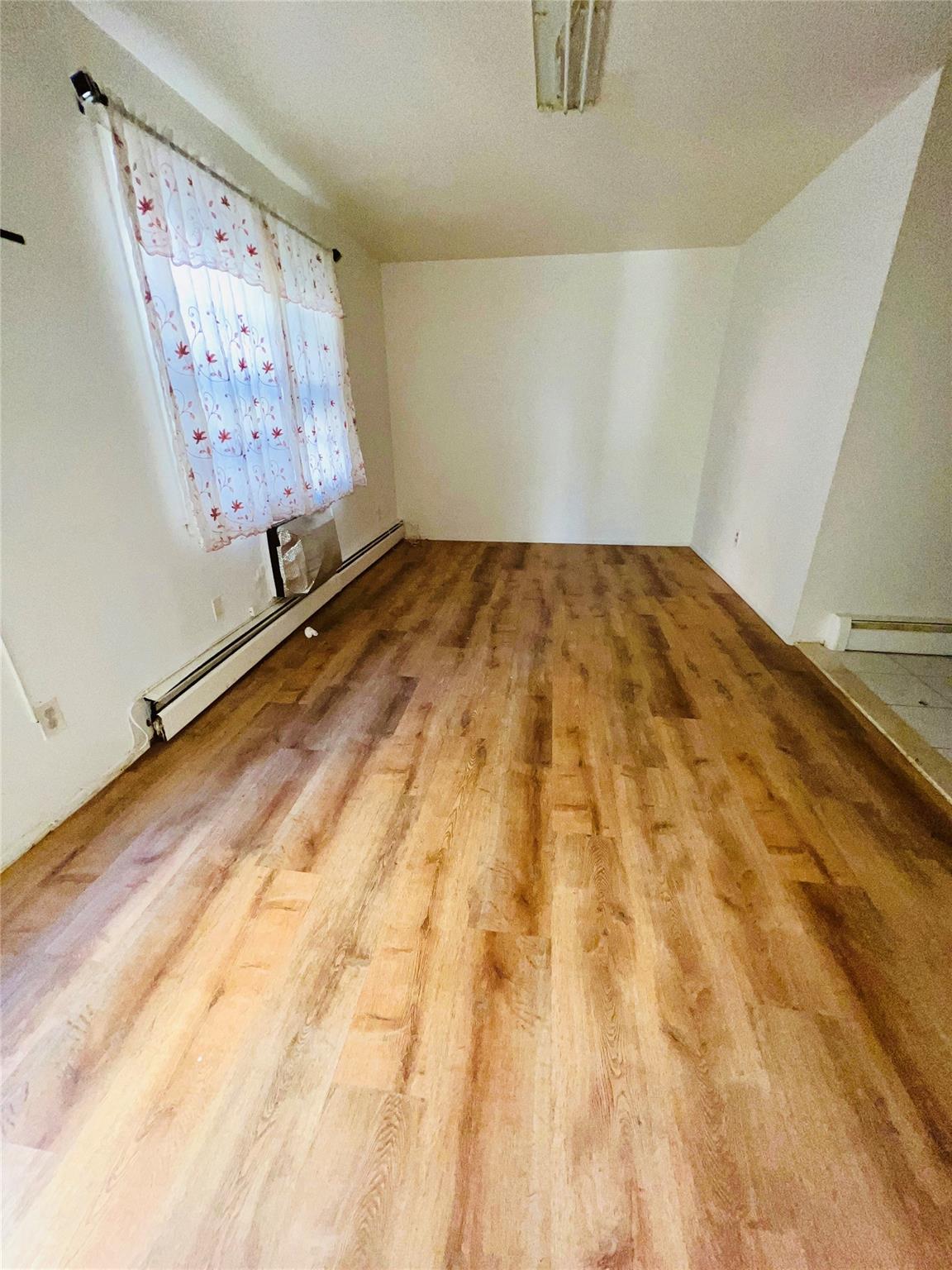 #5 photo, 240-29 68th Avenue, クイーンズ区 Douglaston , NY 11362