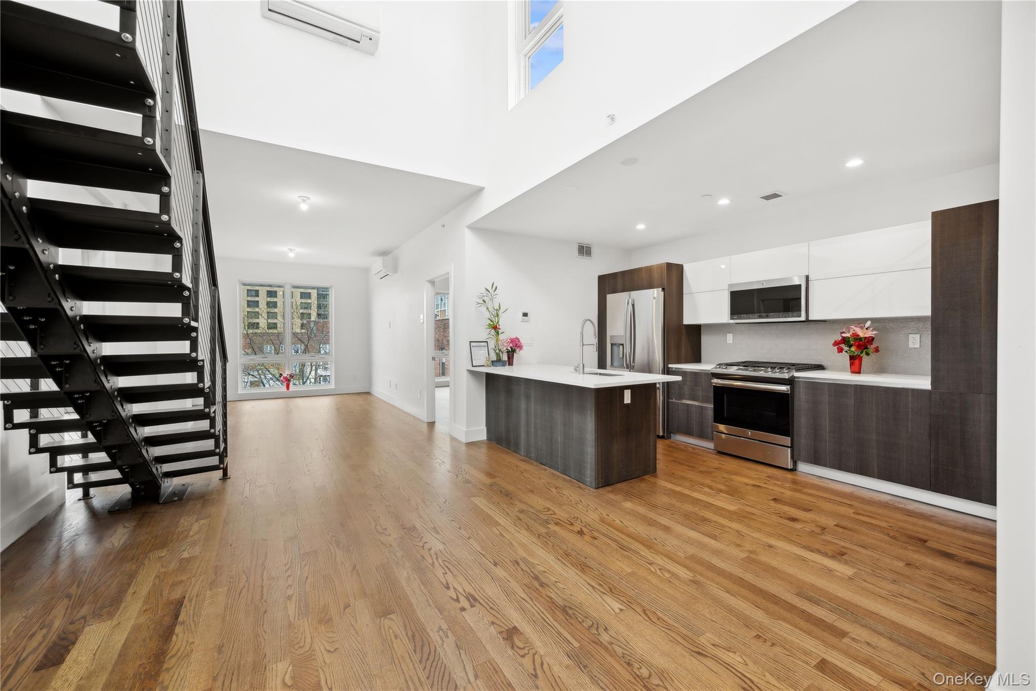 #5 photo, 109-19 72nd Road, クイーンズ区 Forest Hills , NY 11375