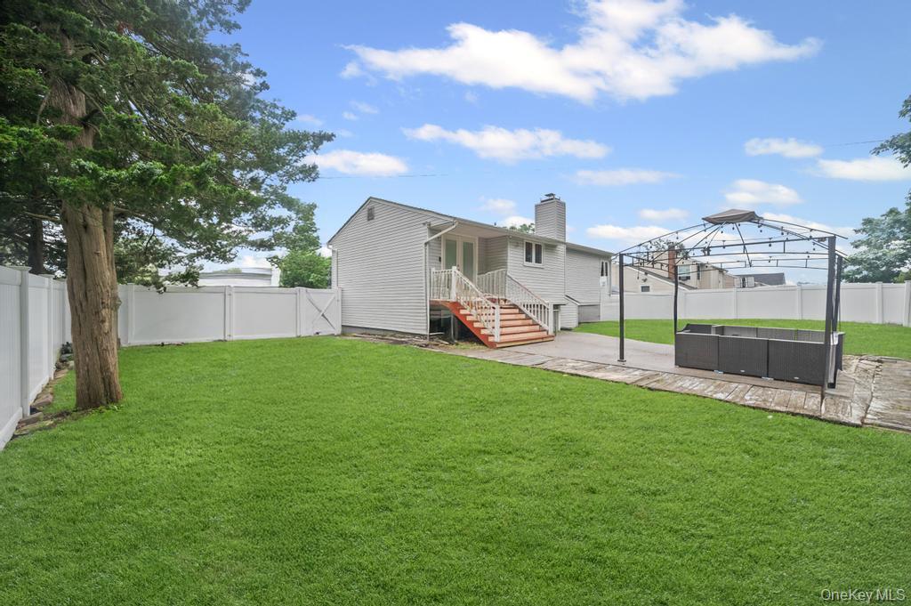 #7 photo, 3115 Heather Avenue, Medford , NY 11763