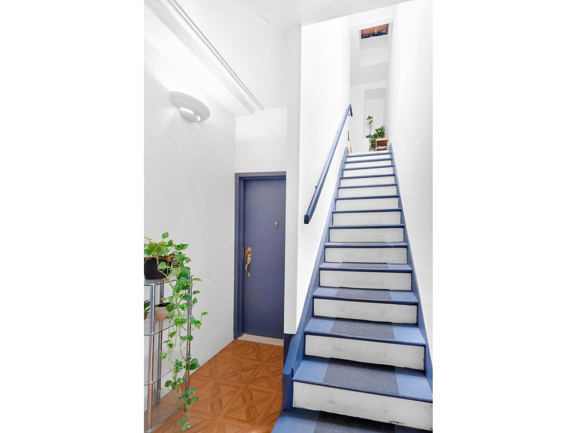 #10 photo, 228 MILFORD Street, ブルックリン区 East New York , NY 11208