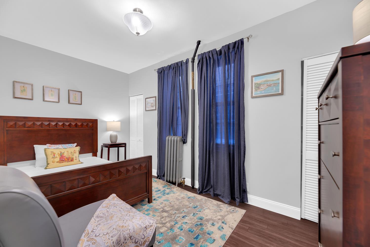 #4 photo, 228 MILFORD Street, ブルックリン区 East New York , NY 11208