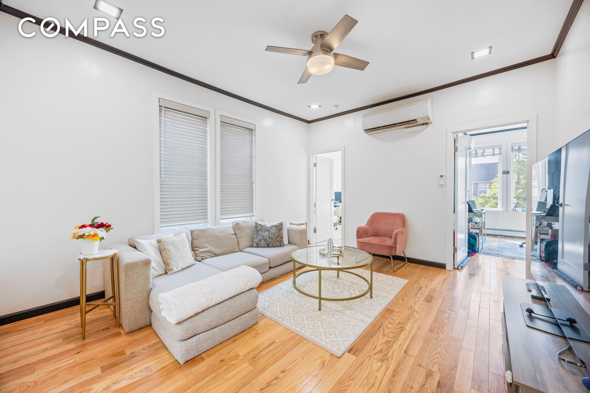 #12 photo, 25-69 46th Street, Astoria , NY 11103