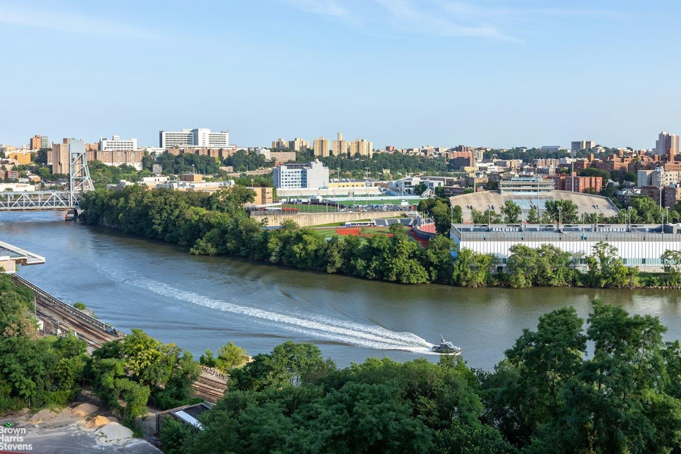 #1 photo, 2500 Johnson Avenue, ブロンクス区 Bronx , NY 10463