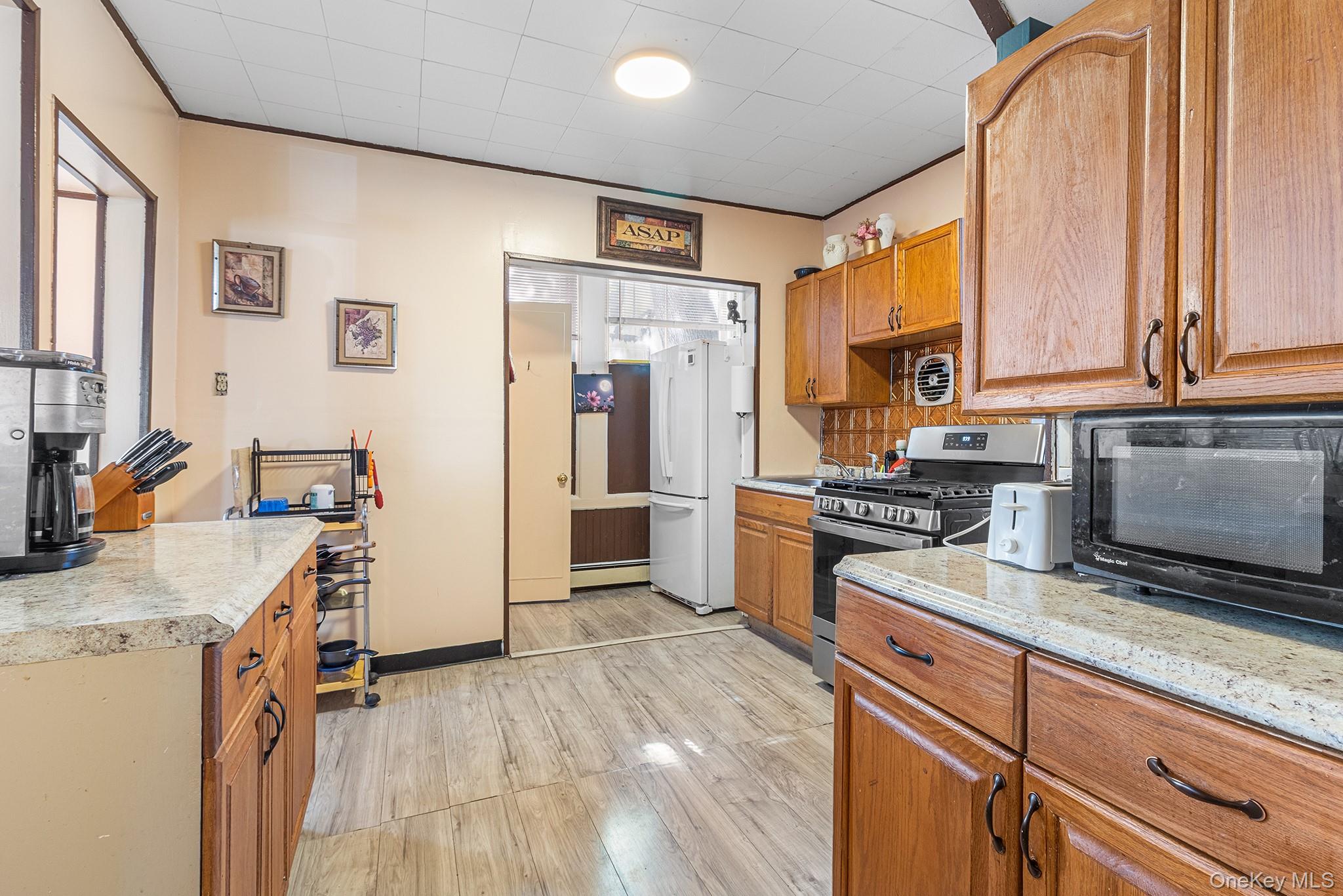 #6 photo, 264 Woodworth Avenue, Yonkers , NY 10701