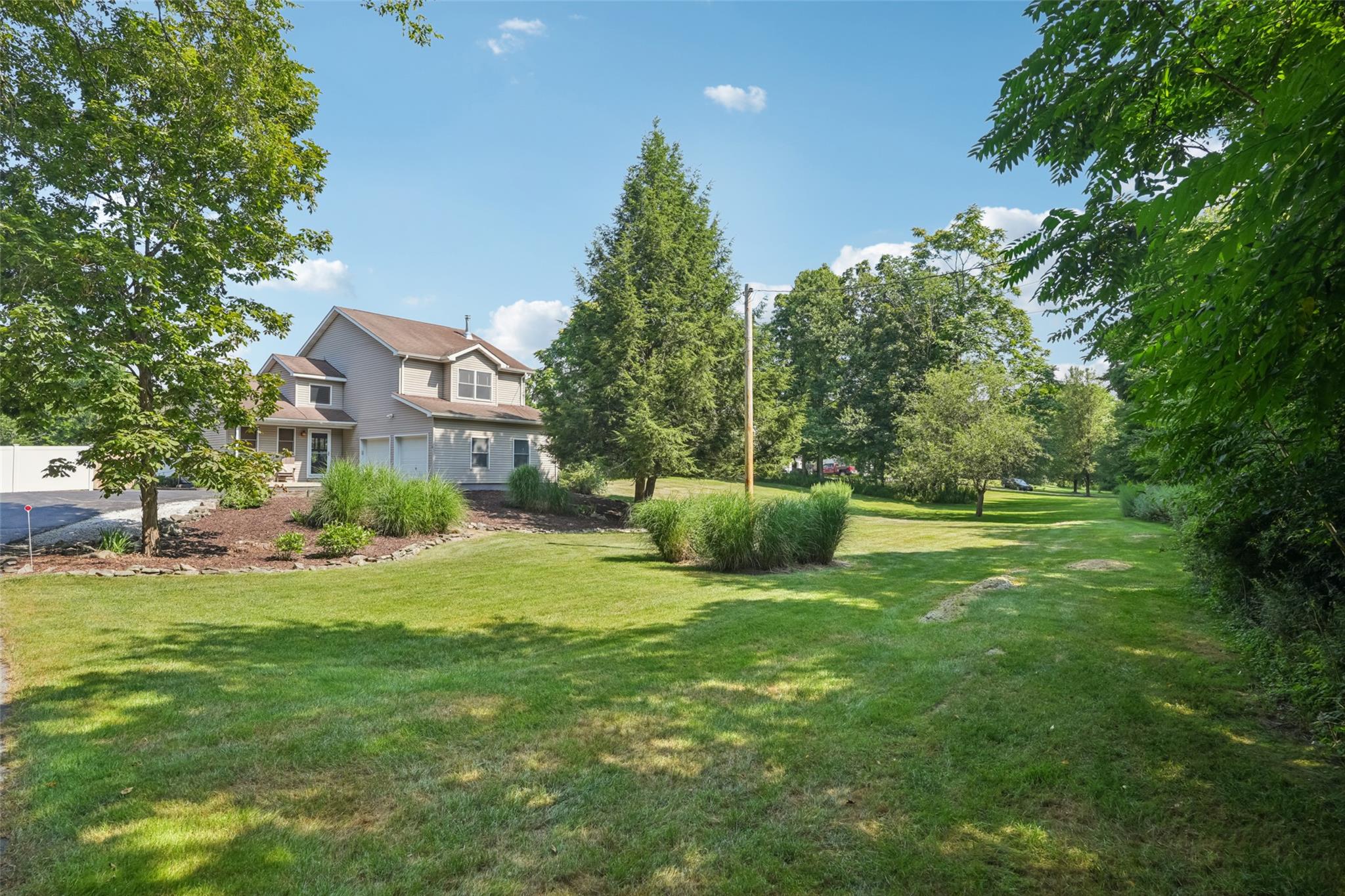 #1 photo, 904 W Kaisertown Road, Montgomery , NY 12549