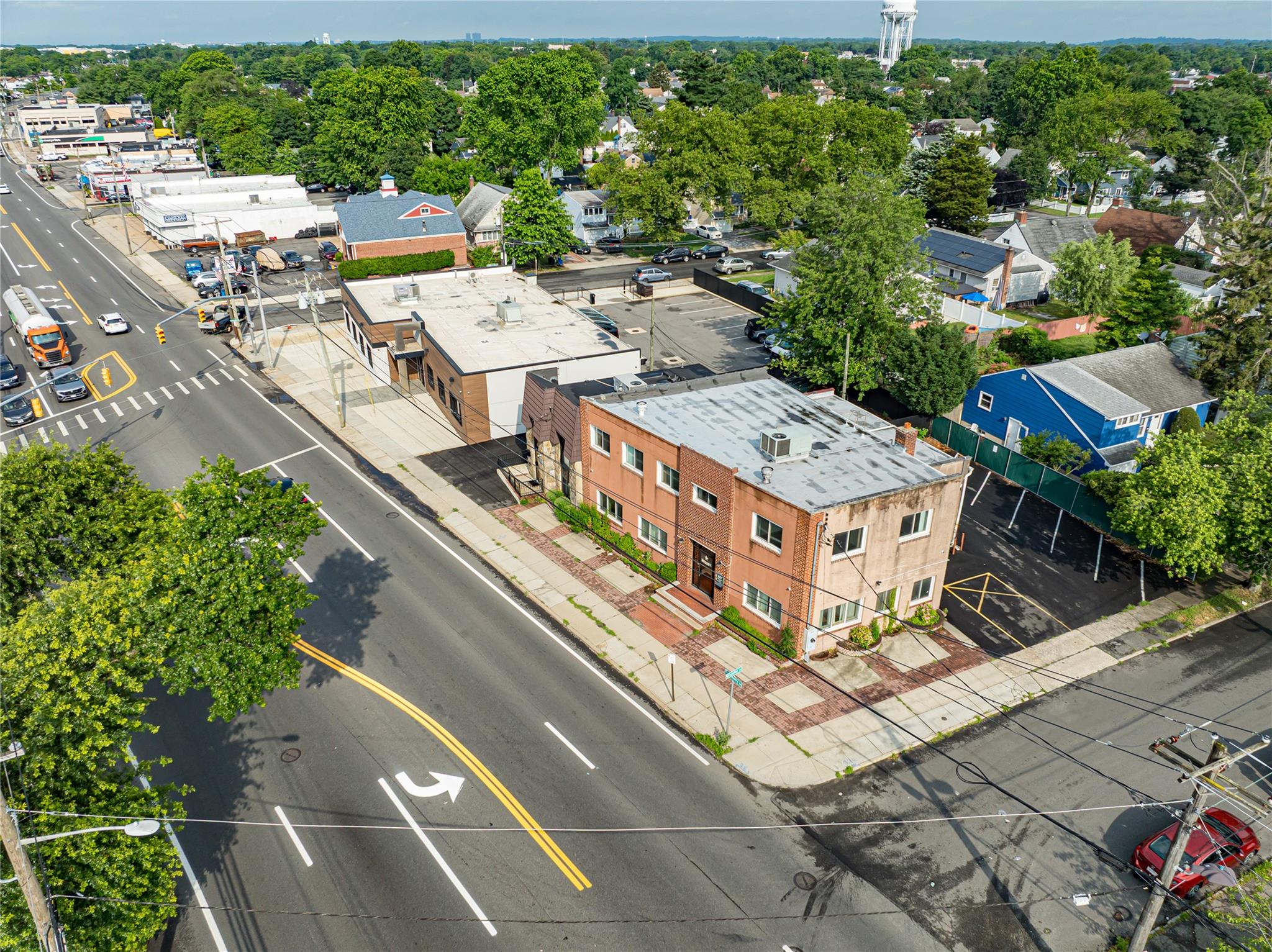 #5 photo, 837 Old Country Road, ナッソー郡 Westbury , NY 11590