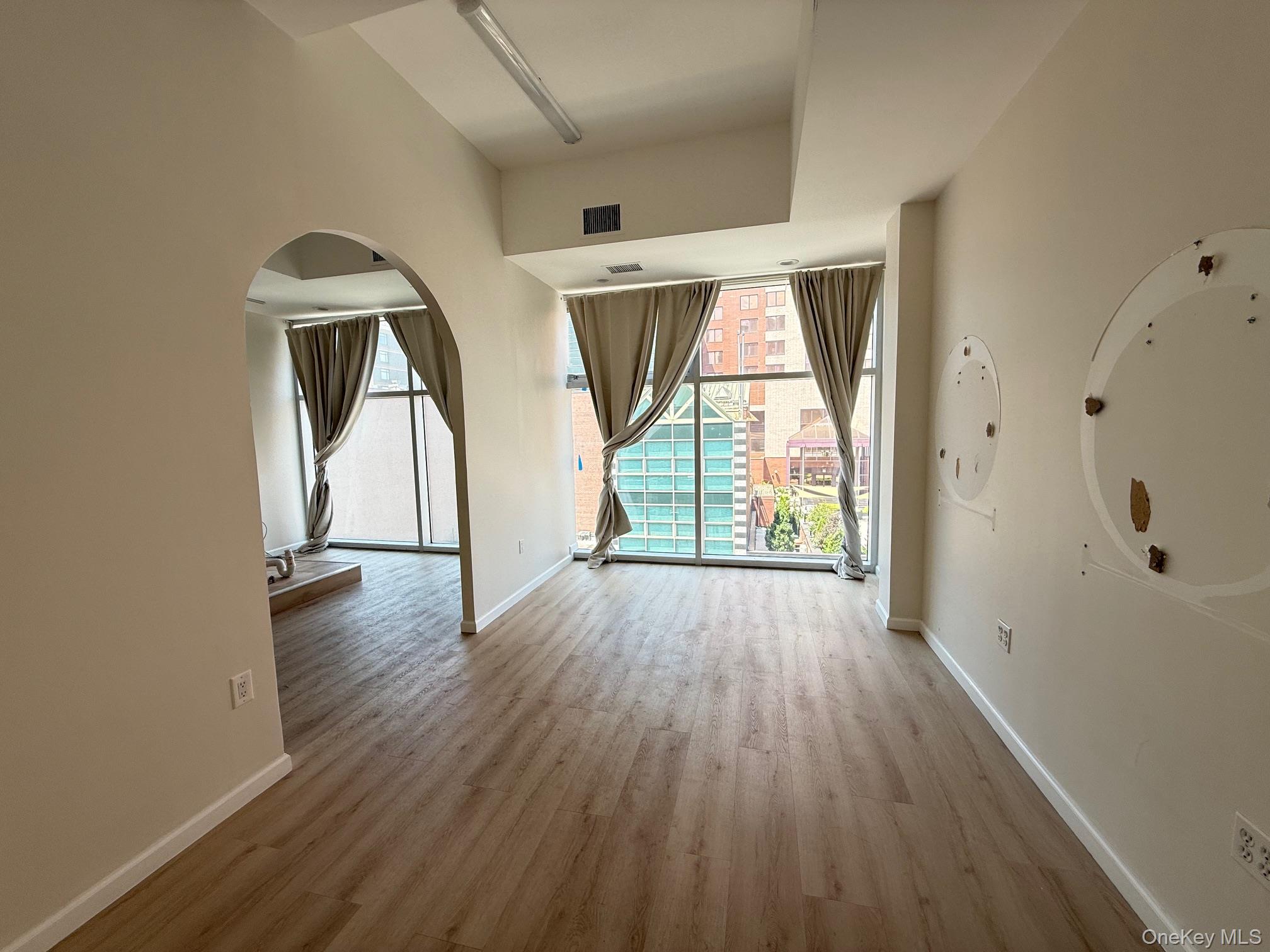 #10 photo, 13516 Roosevelt Avenue, クイーンズ区 Flushing , NY 11354