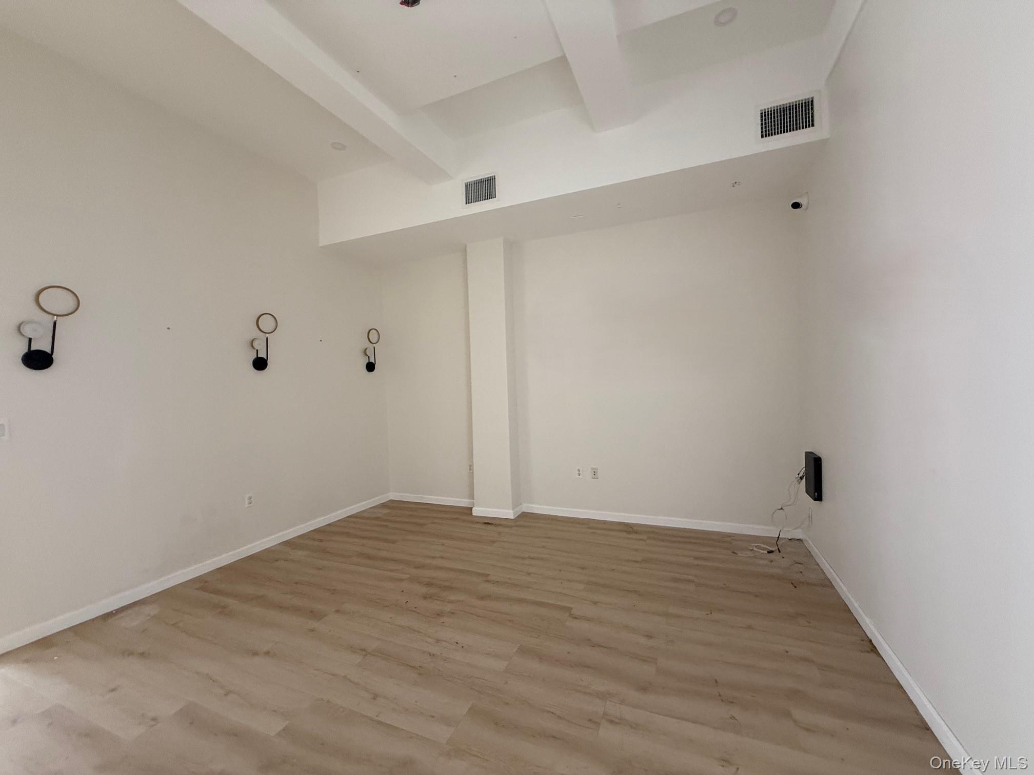 #11 photo, 13516 Roosevelt Avenue, クイーンズ区 Flushing , NY 11354