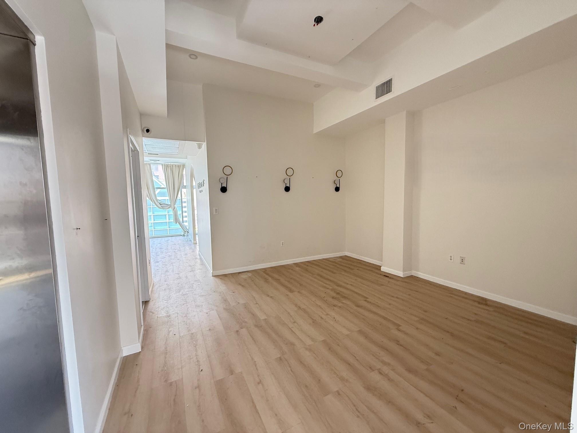 #12 photo, 13516 Roosevelt Avenue, クイーンズ区 Flushing , NY 11354