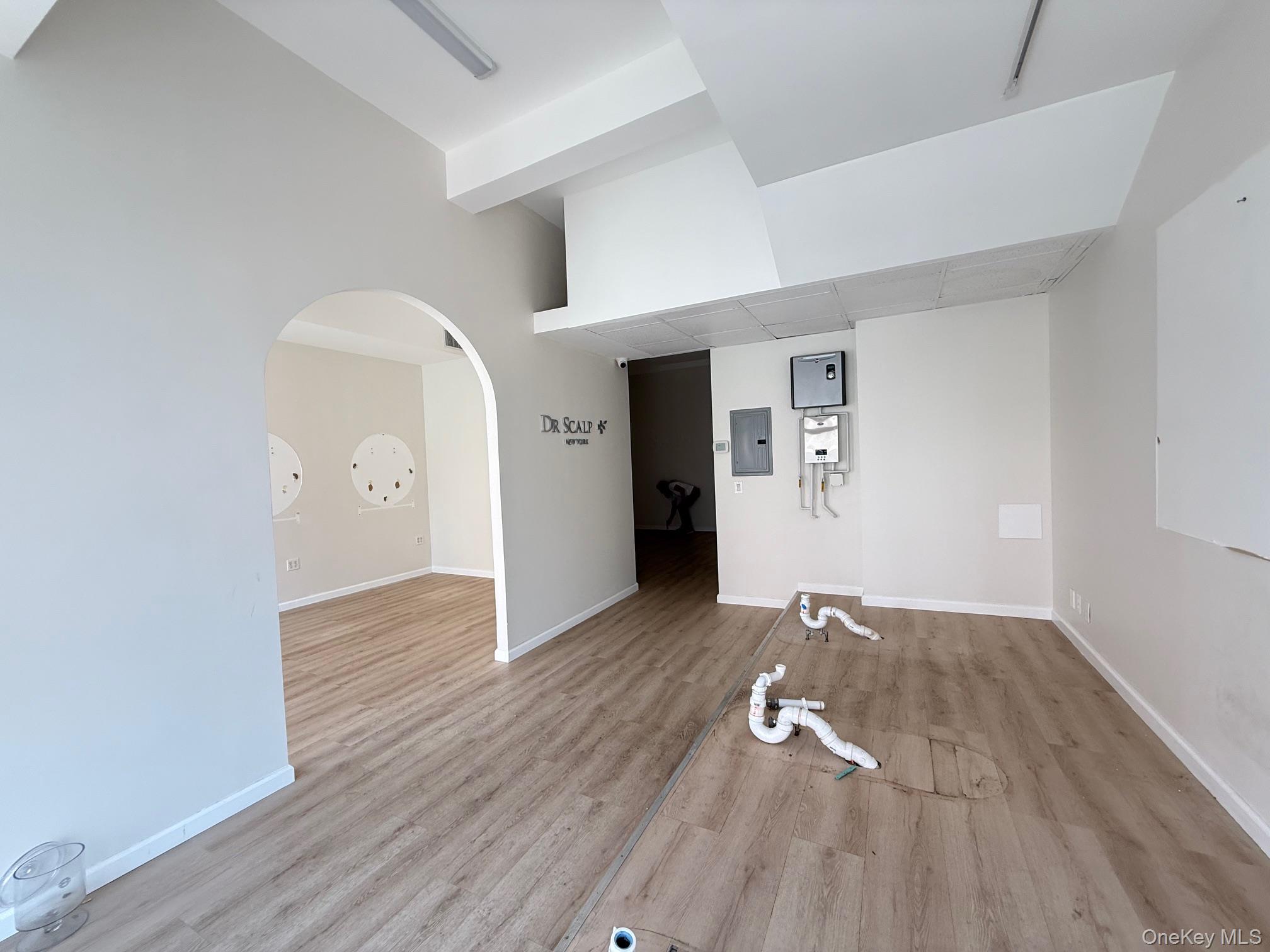 #8 photo, 13516 Roosevelt Avenue, クイーンズ区 Flushing , NY 11354