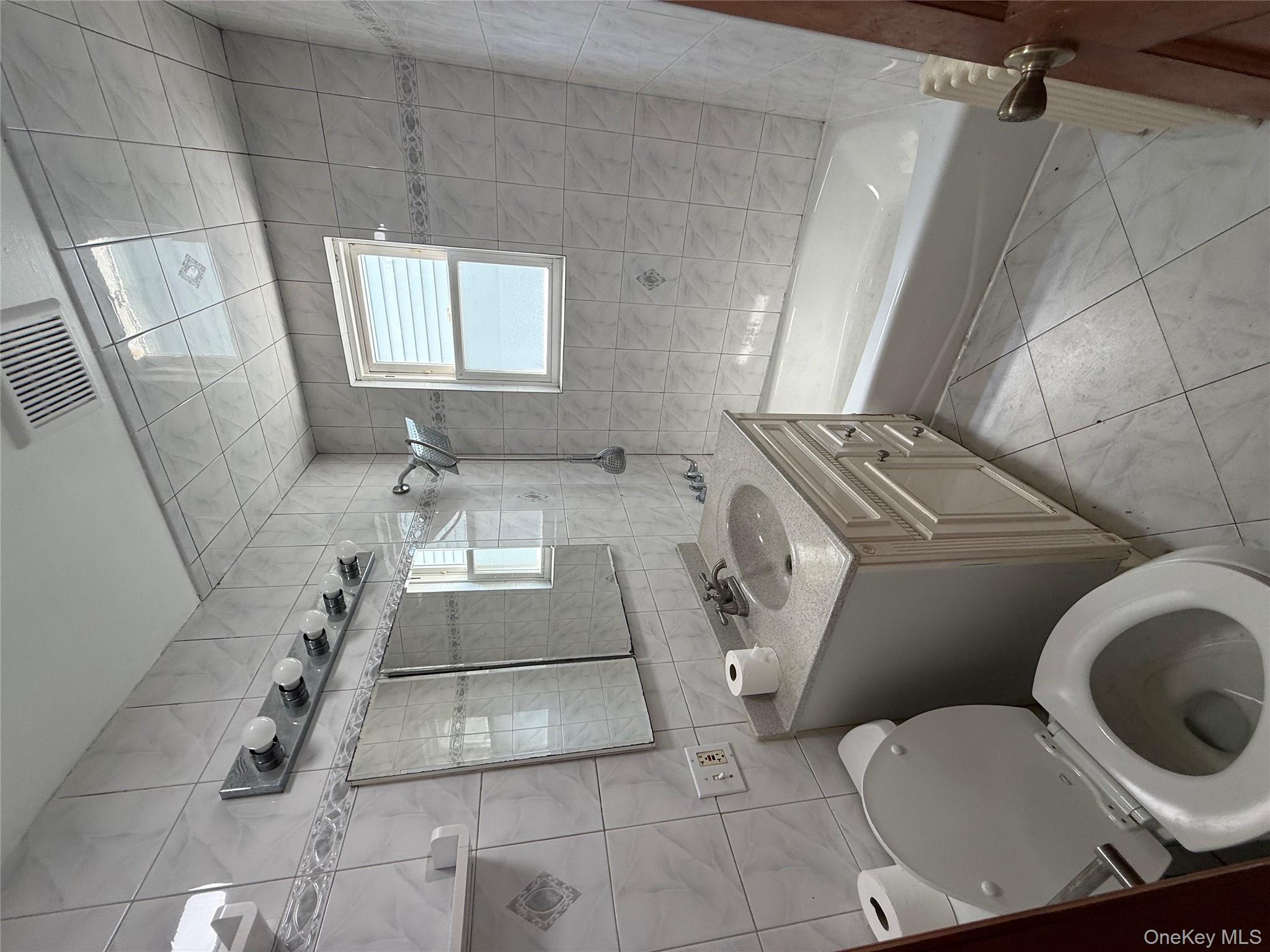 #4 photo, 9117 78th Street, Woodhaven , NY 11421