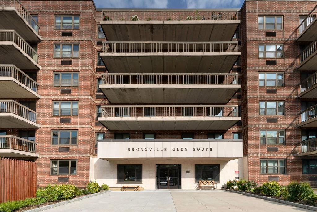 #1 photo, 1376 Midland Avenue, 布朗士 Bronxville , NY 10708