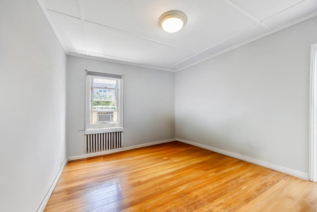 #16 photo, 10 Dorothy Court, ナッソー郡 Merrick , NY 11566