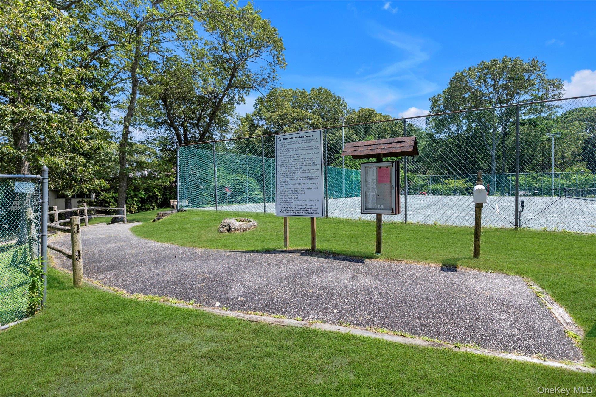 #14 photo, 881 Skyline Drive, Coram , NY 11727