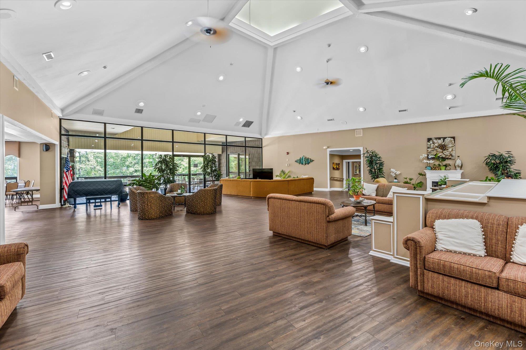 #15 photo, 881 Skyline Drive, Coram , NY 11727