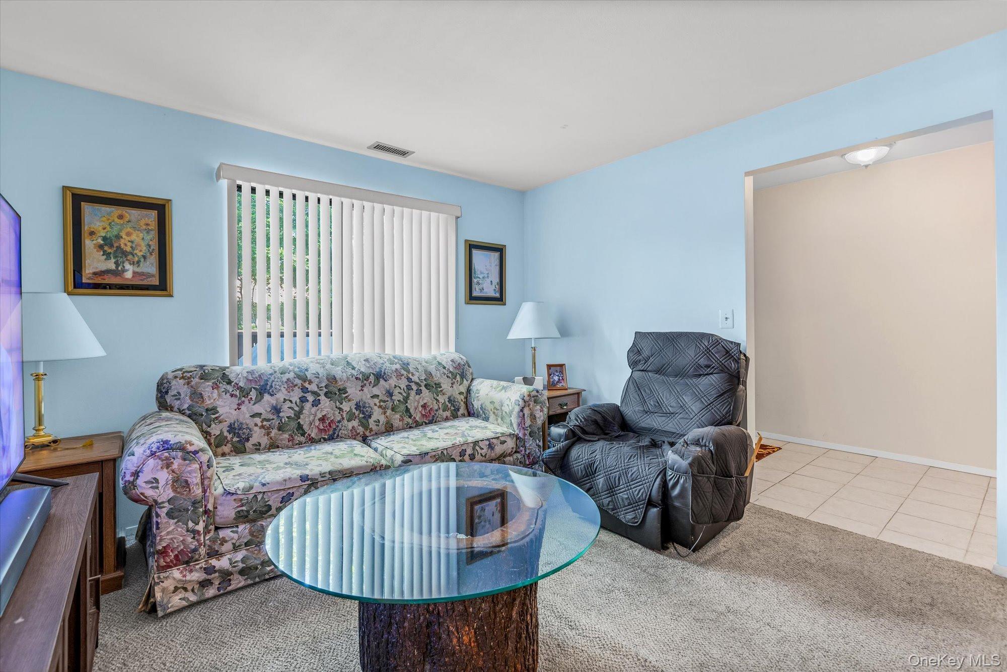 #3 photo, 881 Skyline Drive, Coram , NY 11727