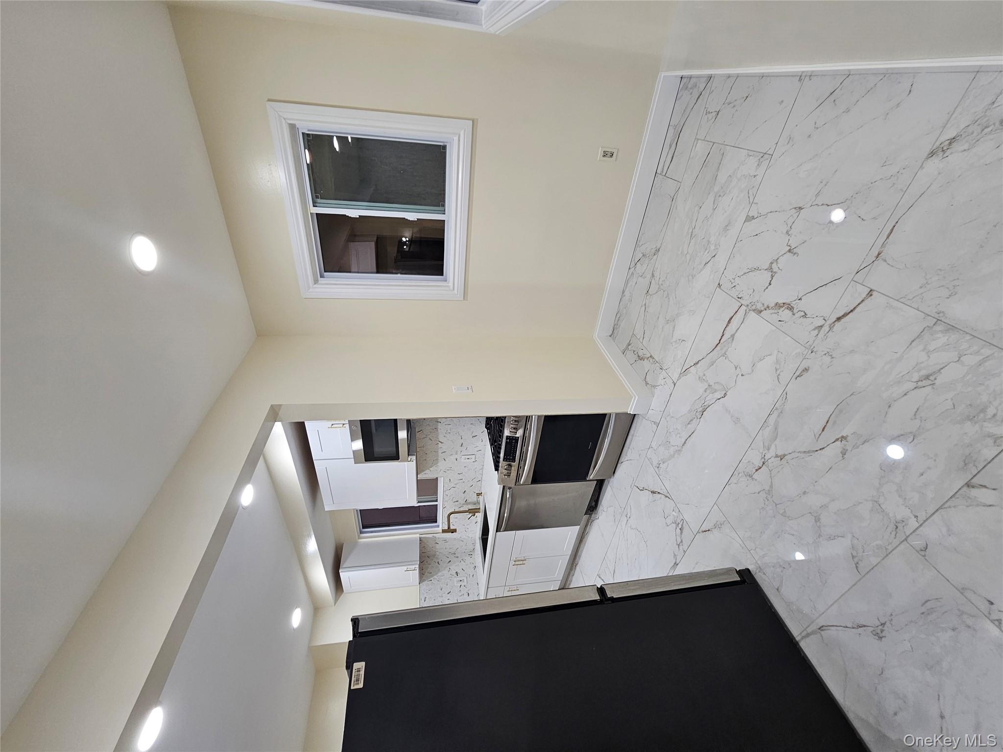 #12 photo, 28 Cornwall Lane, Hempstead , NY 11550