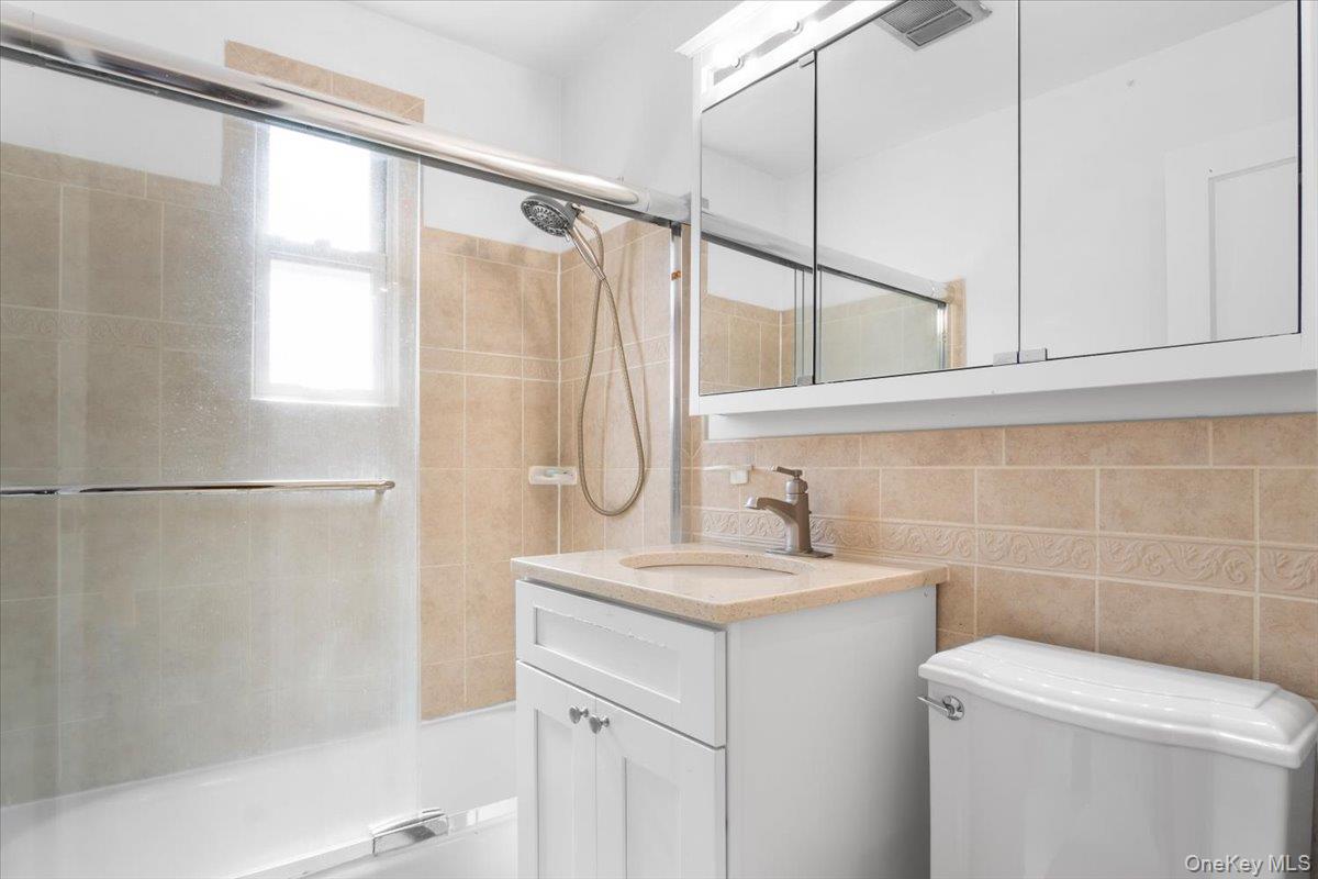 #14 photo, 77 Edwards Street, ナッソー郡 Roslyn Heights , NY 11577